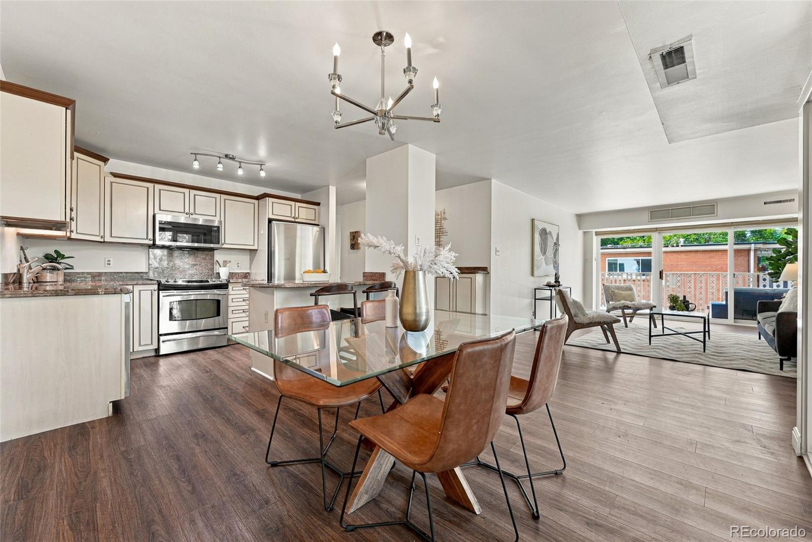MLS Image #21 for 1223  race street,denver, Colorado