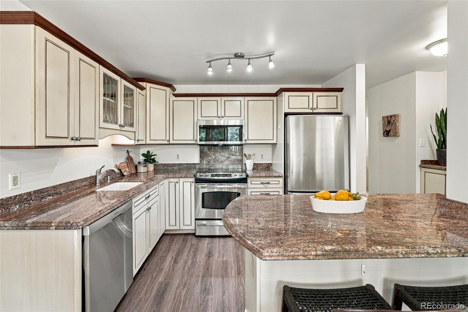MLS Image #25 for 1223  race street,denver, Colorado