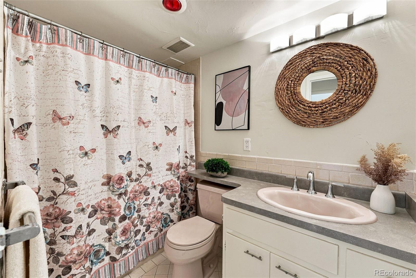 MLS Image #36 for 1223  race street,denver, Colorado