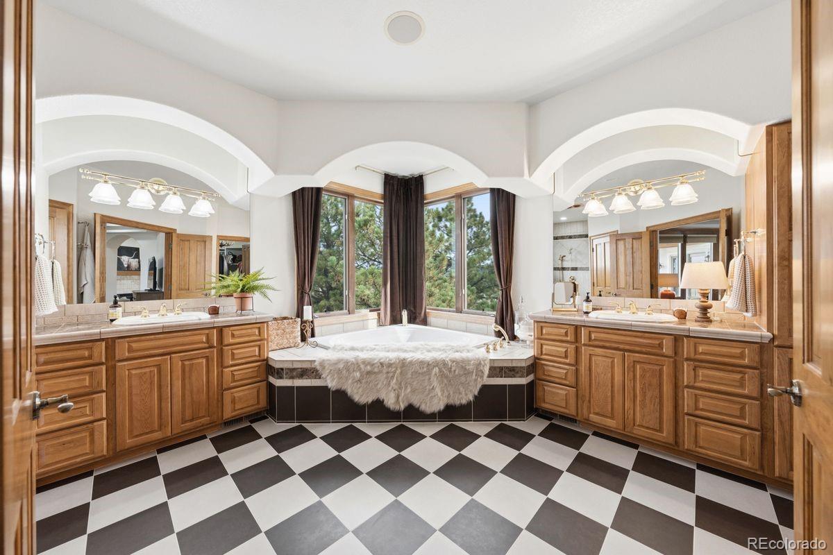 MLS Image #28 for 15533 s perry park road,larkspur, Colorado