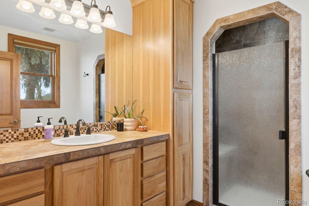 MLS Image #39 for 15533 s perry park road,larkspur, Colorado