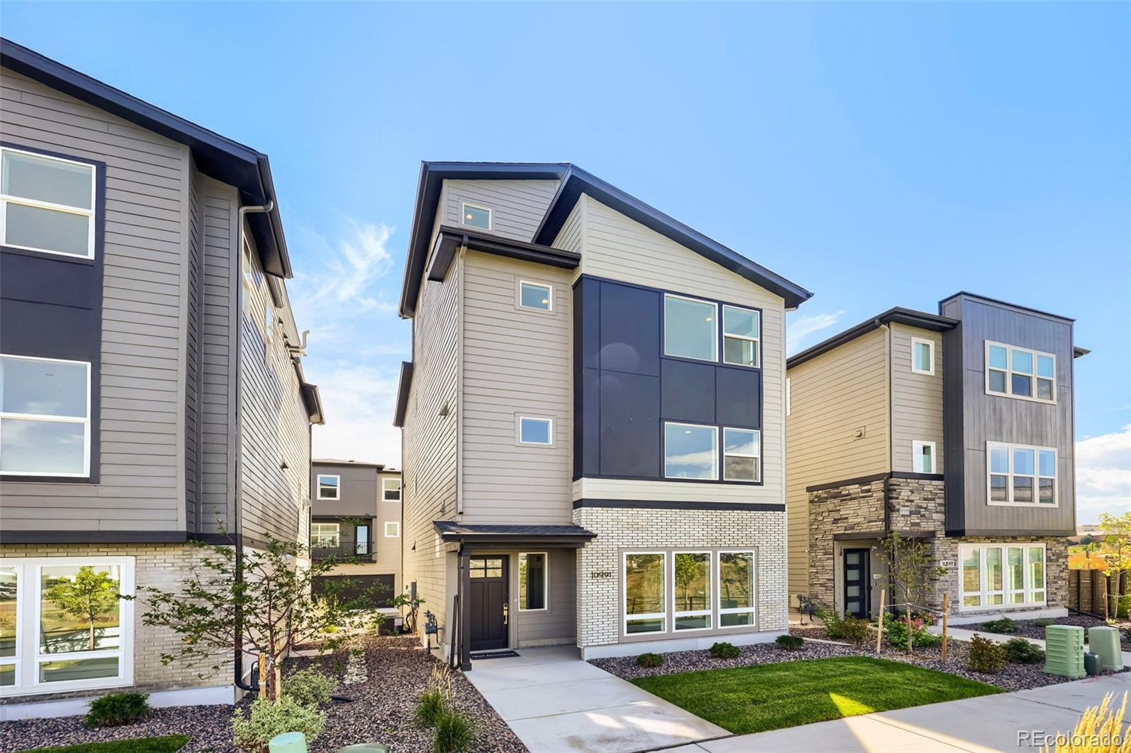 MLS Image #0 for 10991 e geddes place,centennial, Colorado