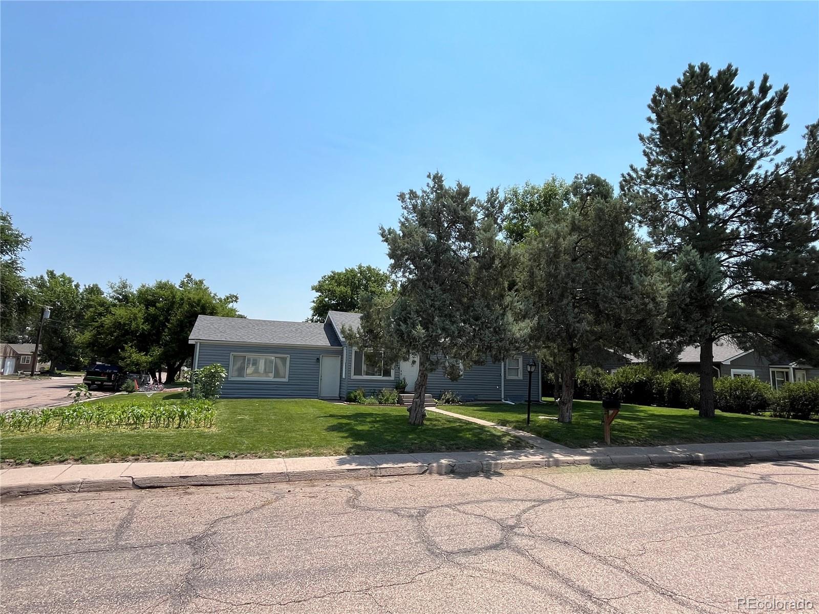 MLS Image #2 for 490  oak street,burlington, Colorado