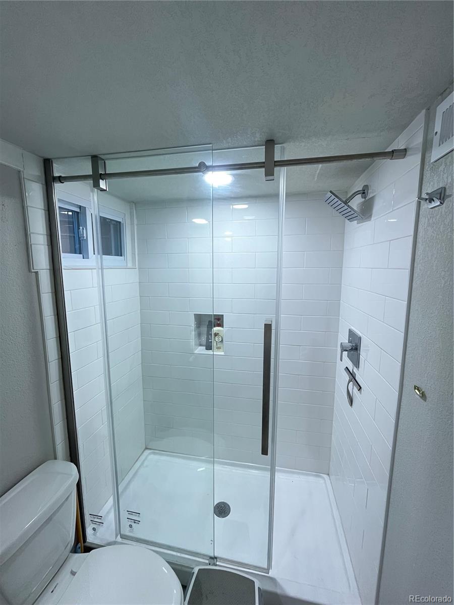 MLS Image #22 for 490  oak street,burlington, Colorado