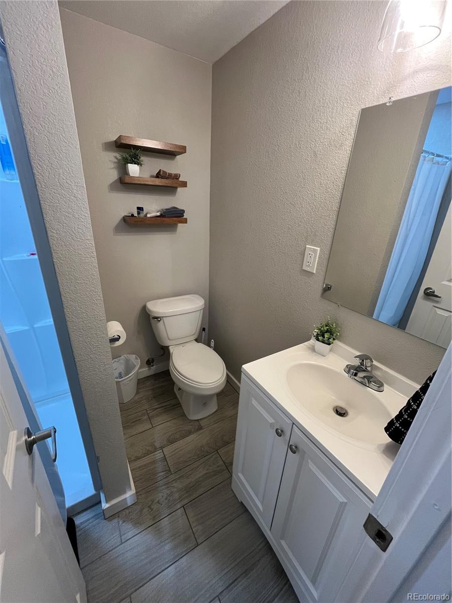 MLS Image #28 for 490  oak street,burlington, Colorado