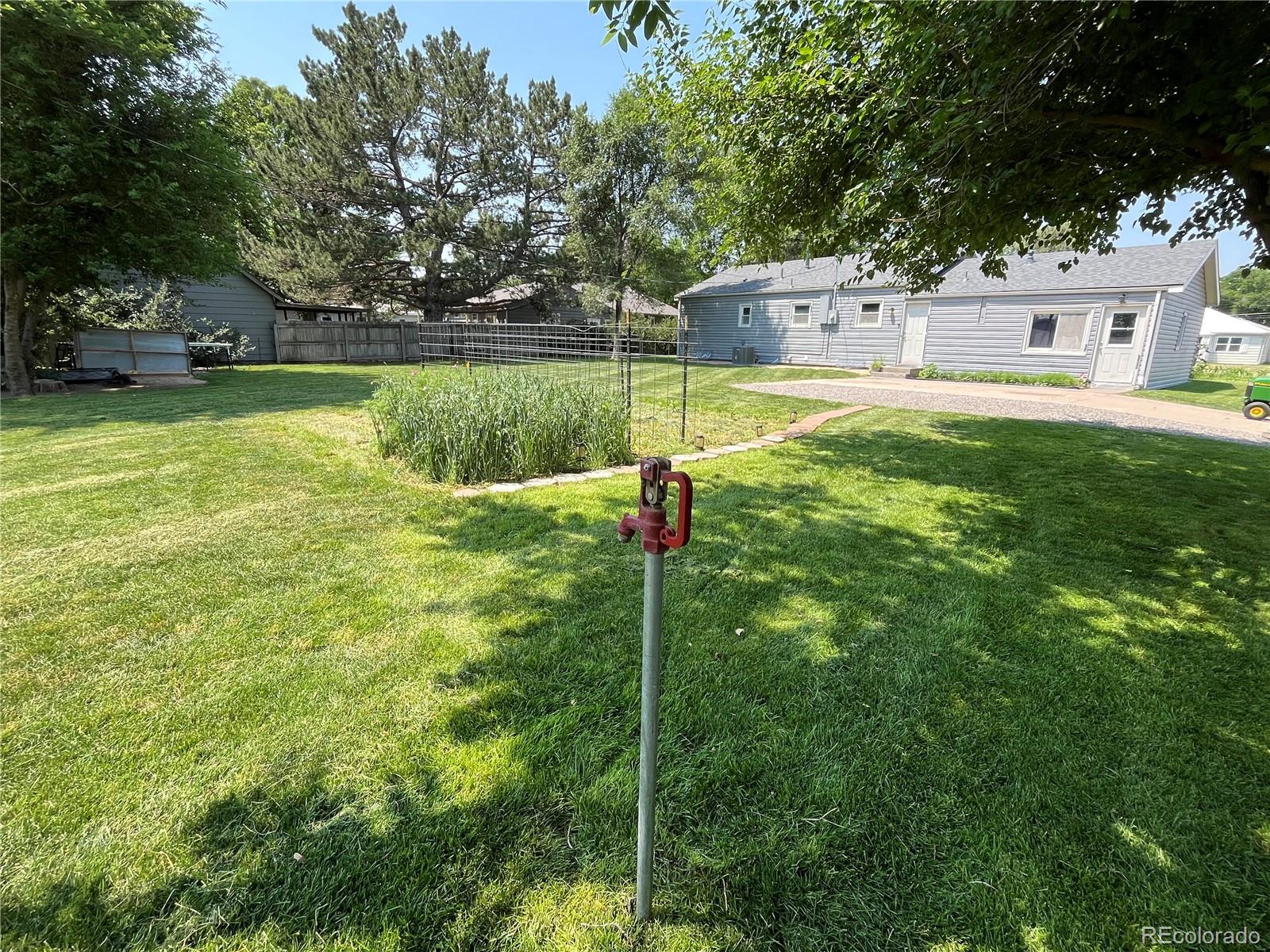 MLS Image #4 for 490  oak street,burlington, Colorado
