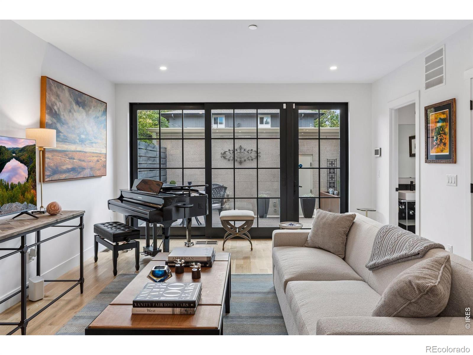 MLS Image #11 for 2128  pearl street,boulder, Colorado