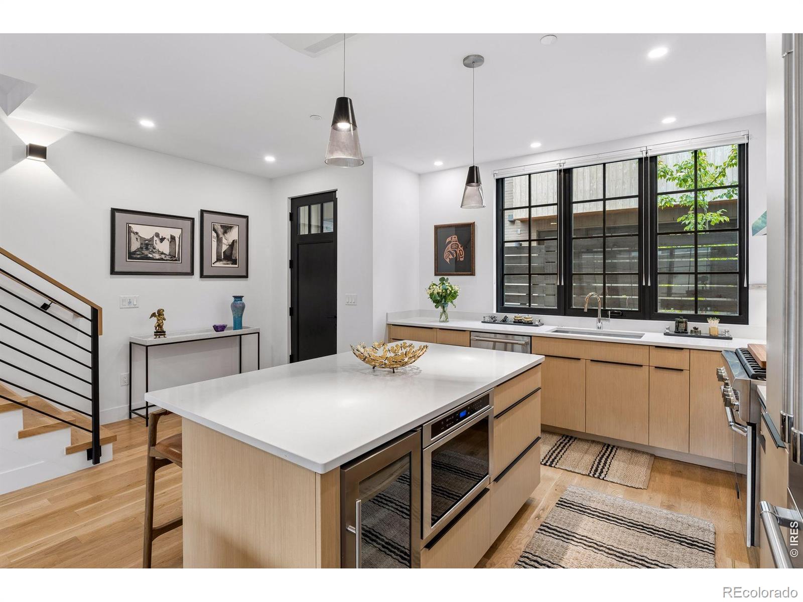 MLS Image #14 for 2128  pearl street,boulder, Colorado