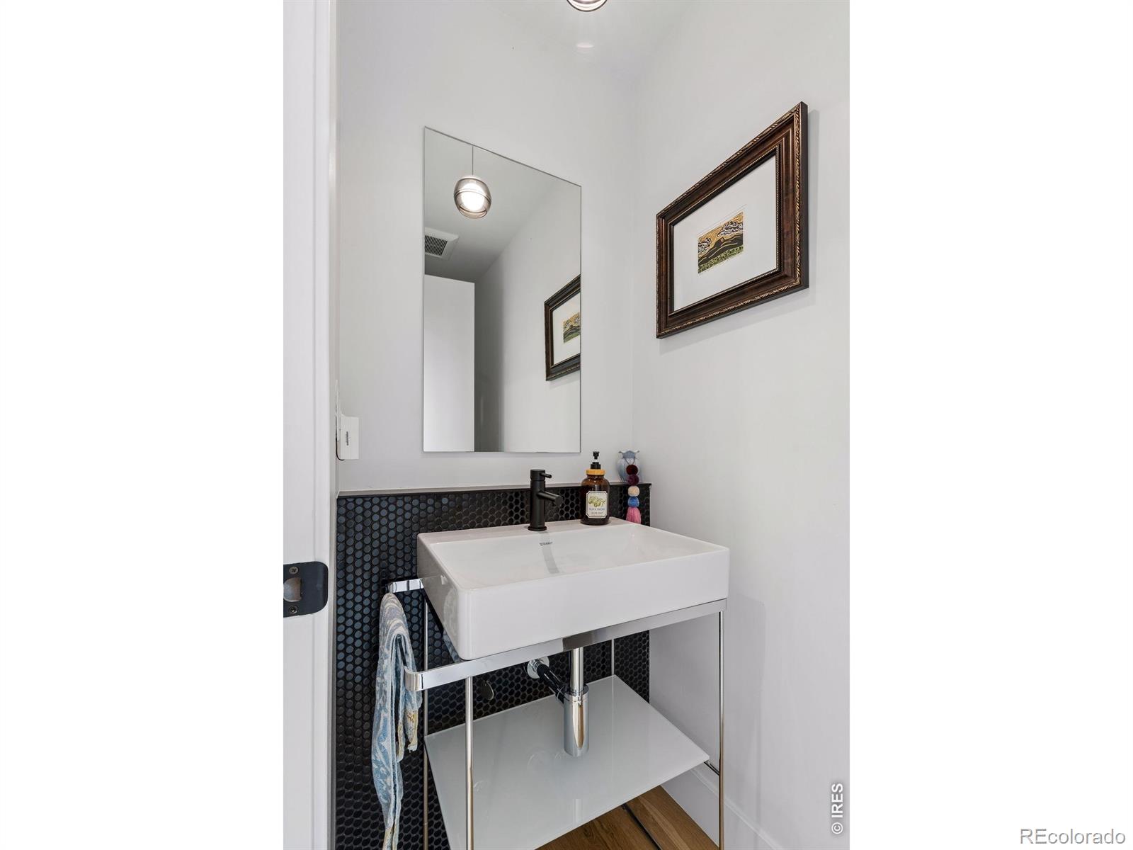 MLS Image #17 for 2128  pearl street,boulder, Colorado