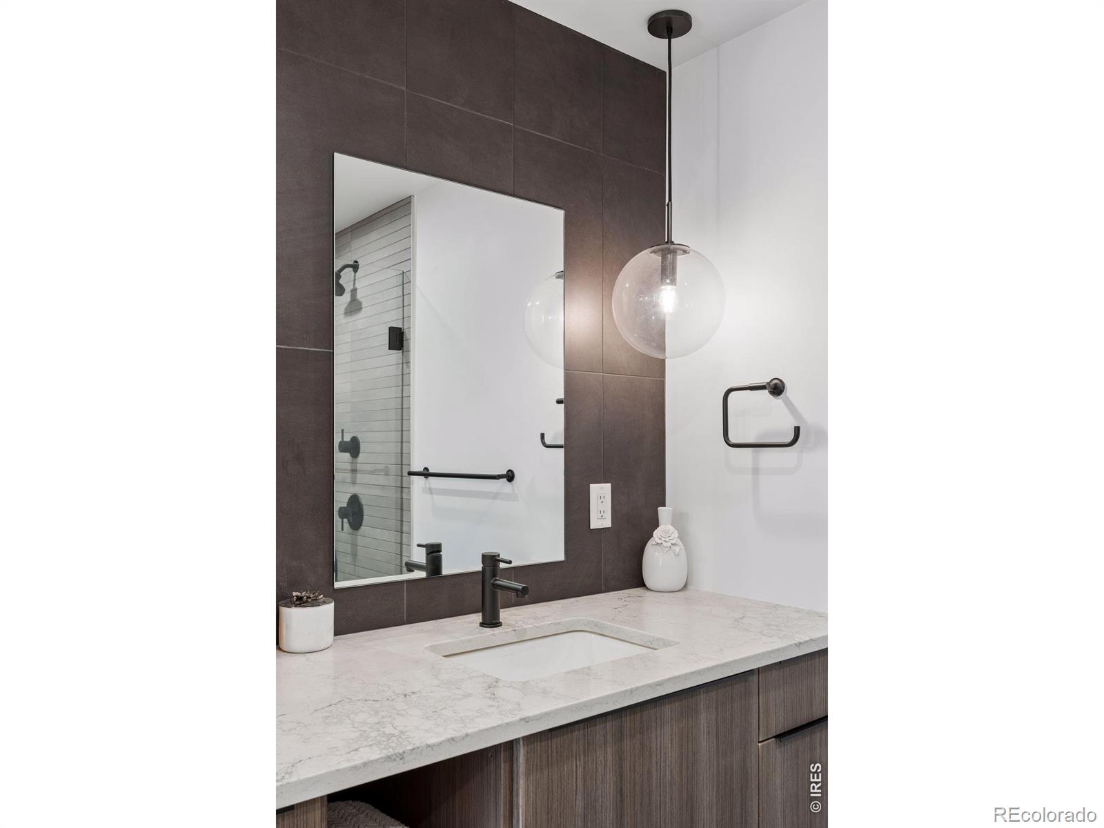 MLS Image #26 for 2128  pearl street,boulder, Colorado