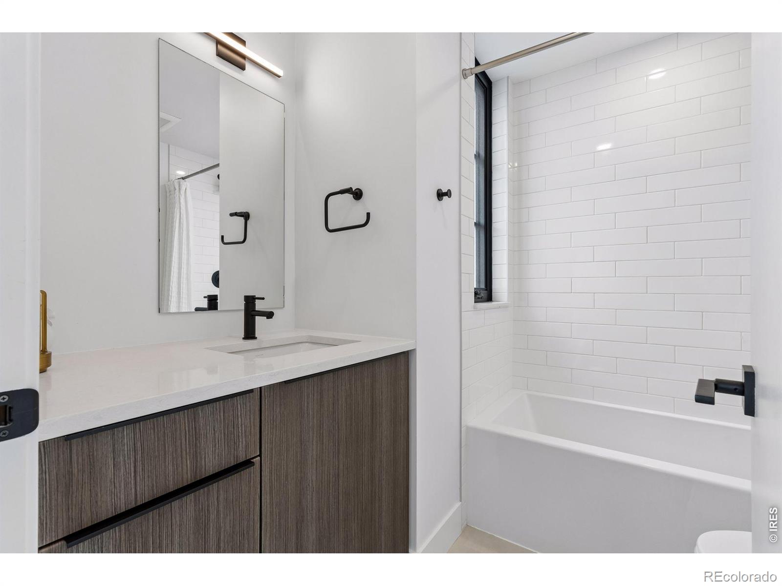 MLS Image #30 for 2128  pearl street,boulder, Colorado