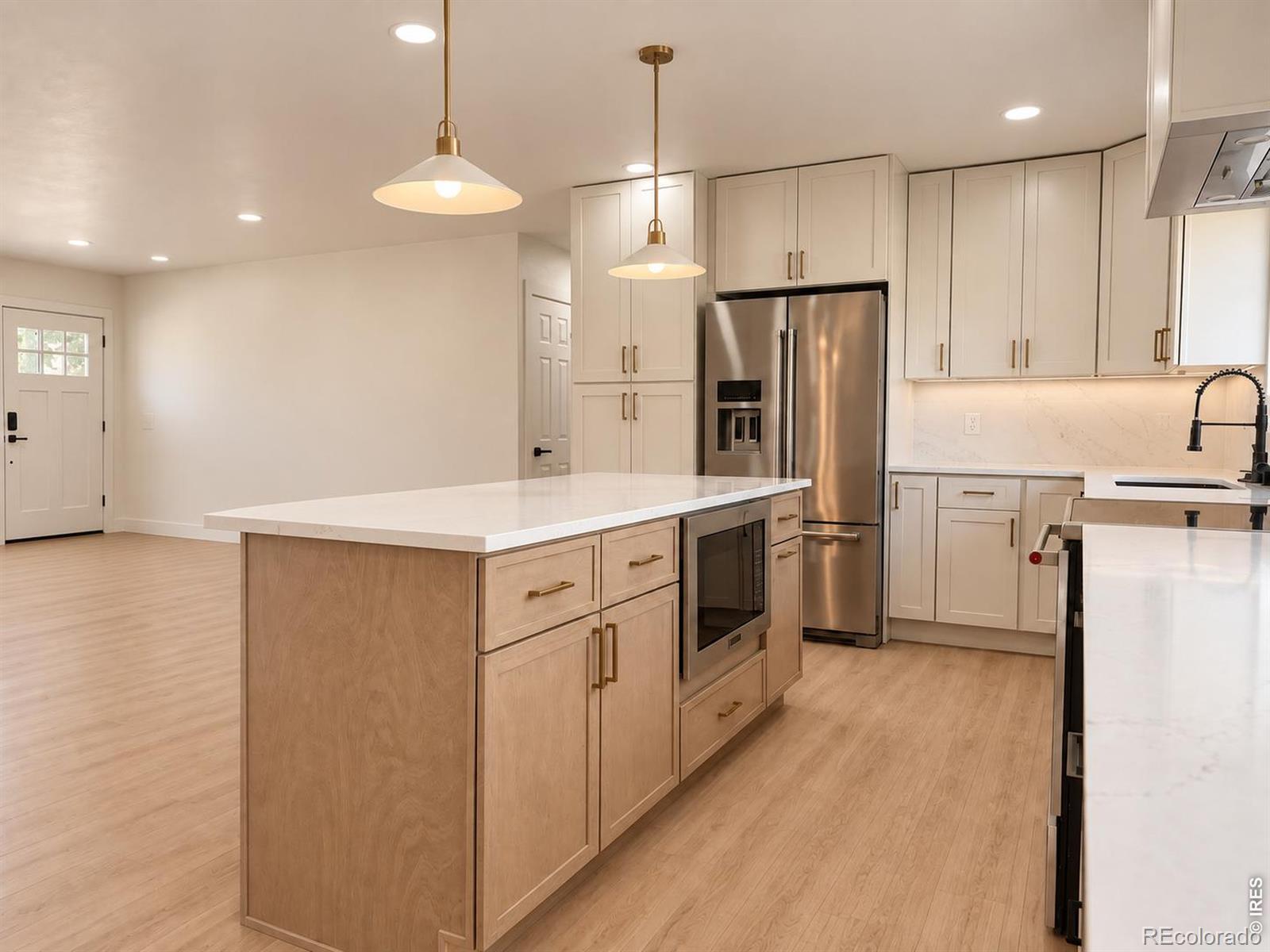 MLS Image #4 for 2253  smith drive,longmont, Colorado