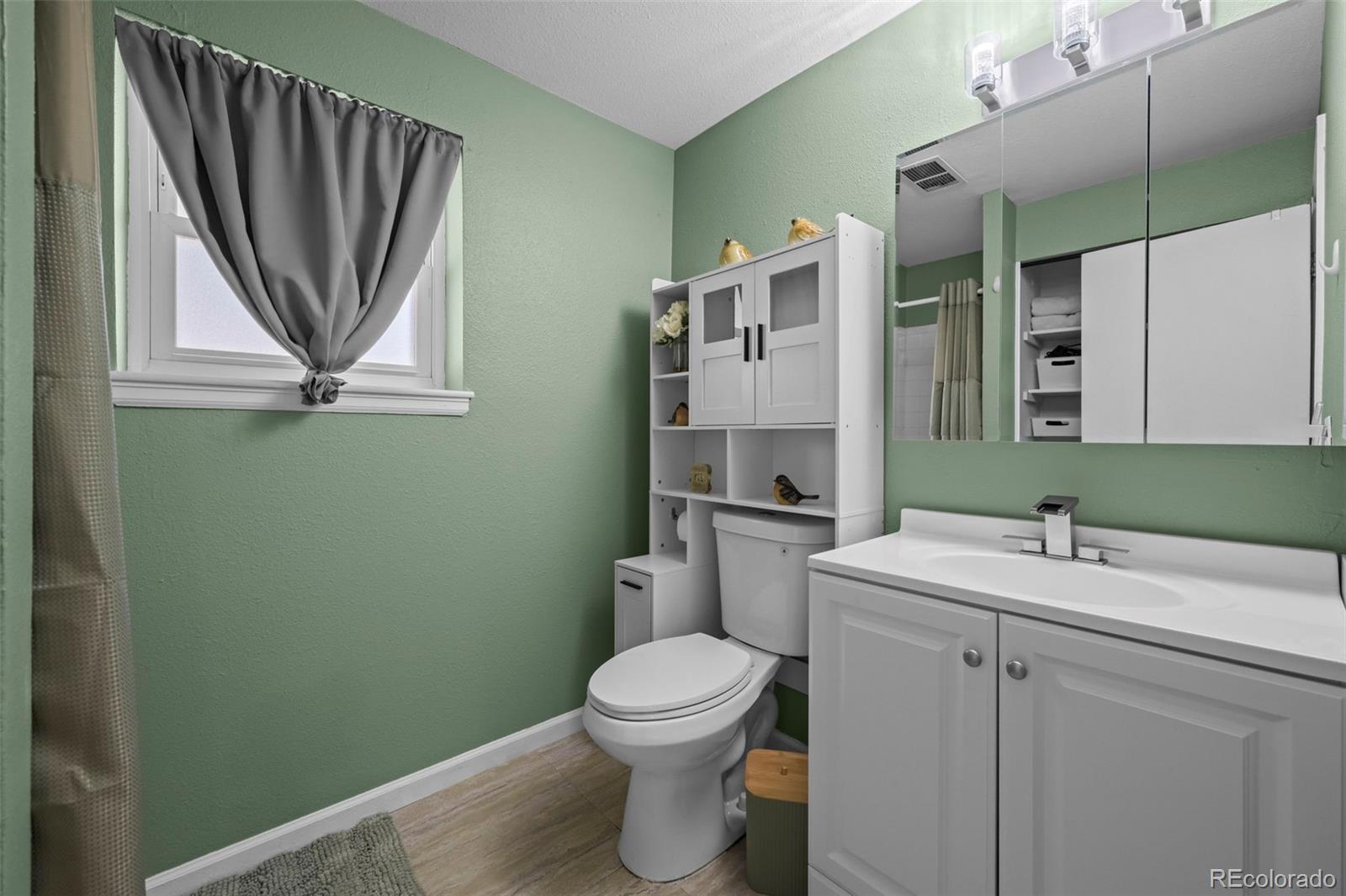 MLS Image #16 for 1131 s lewiston street,aurora, Colorado