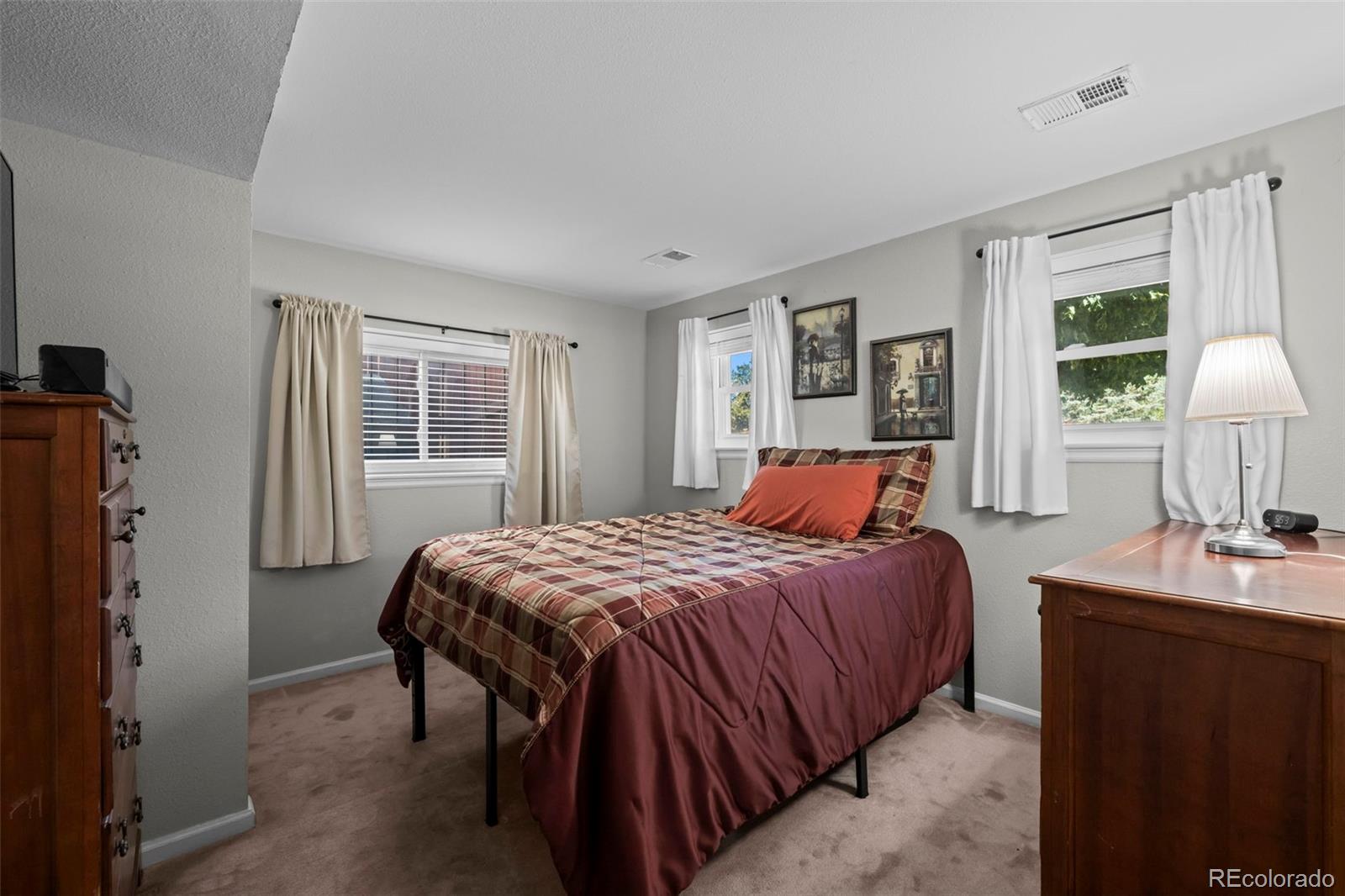 MLS Image #17 for 1131 s lewiston street,aurora, Colorado