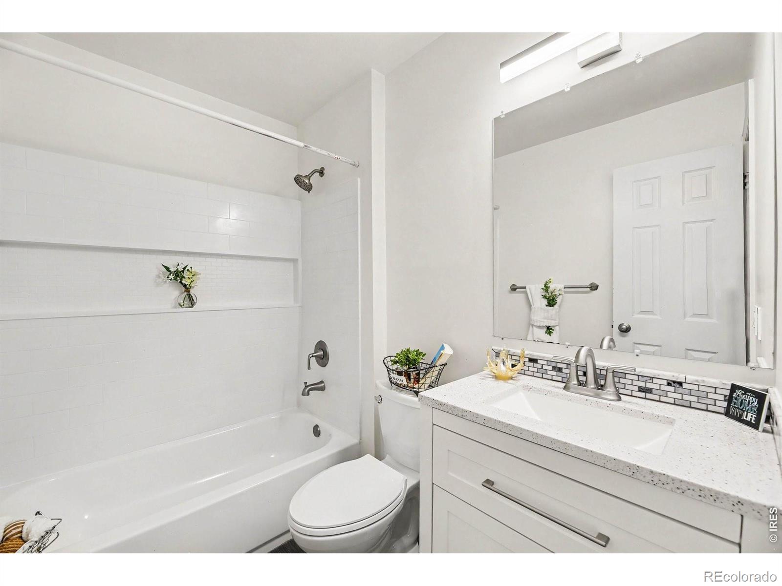 MLS Image #18 for 2401  bowen street,longmont, Colorado