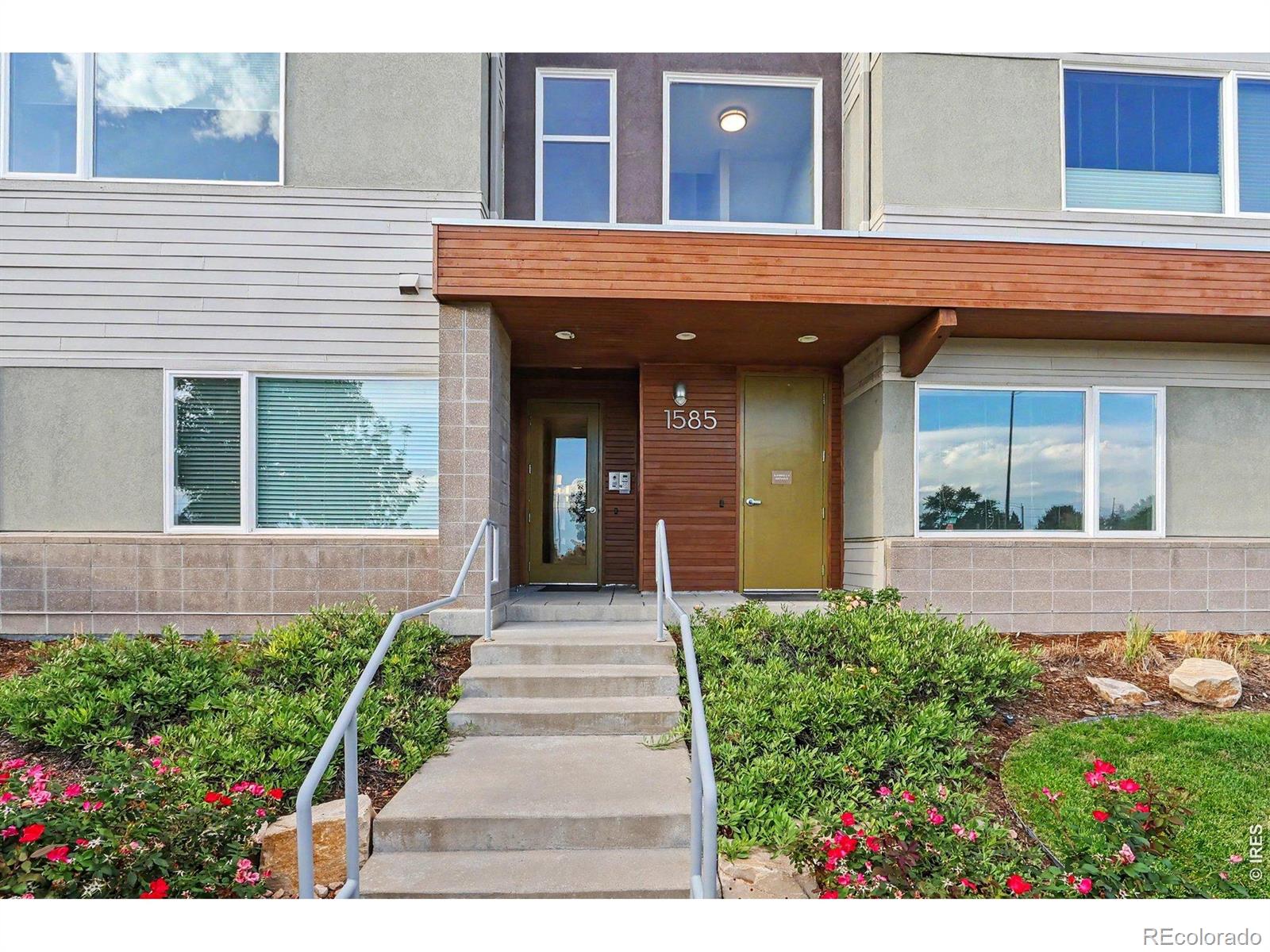 MLS Image #1 for 1585  hecla way,louisville, Colorado