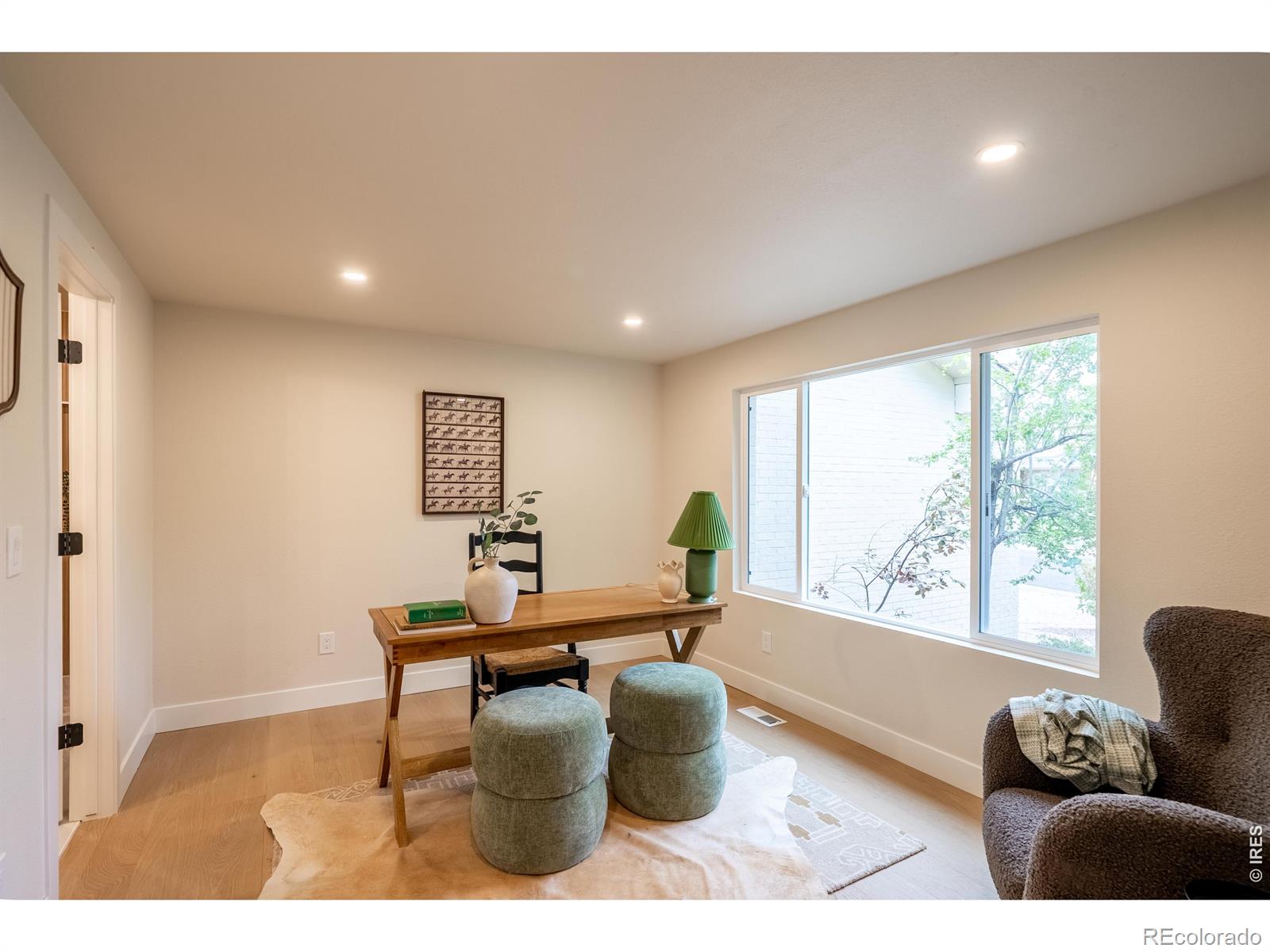 MLS Image #15 for 7706 s madison circle,centennial, Colorado
