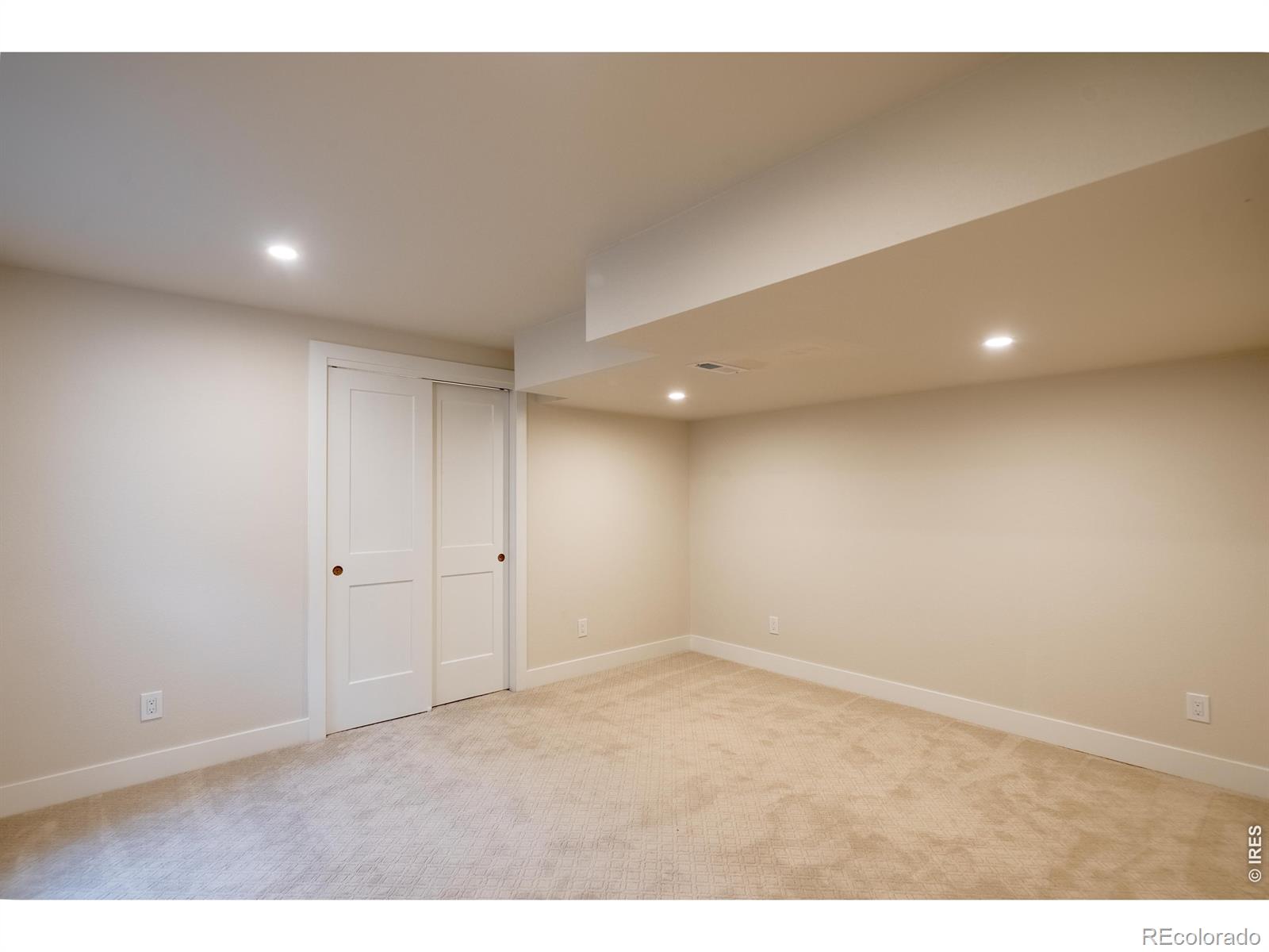 MLS Image #42 for 7706 s madison circle,centennial, Colorado