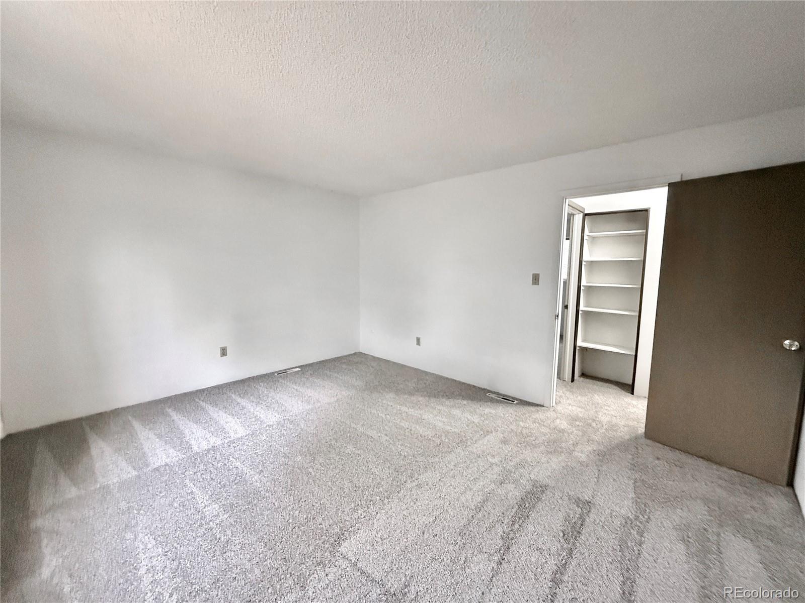 MLS Image #19 for 1951 e 81st place,denver, Colorado