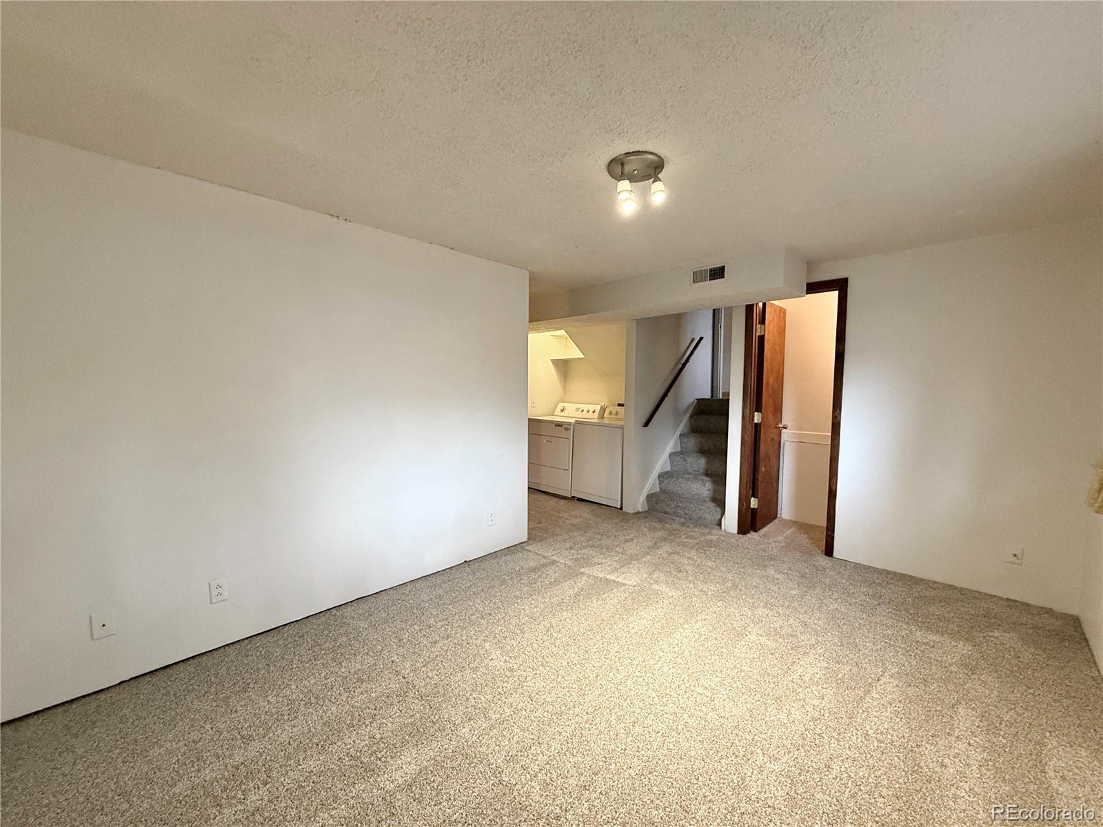 MLS Image #21 for 1951 e 81st place,denver, Colorado