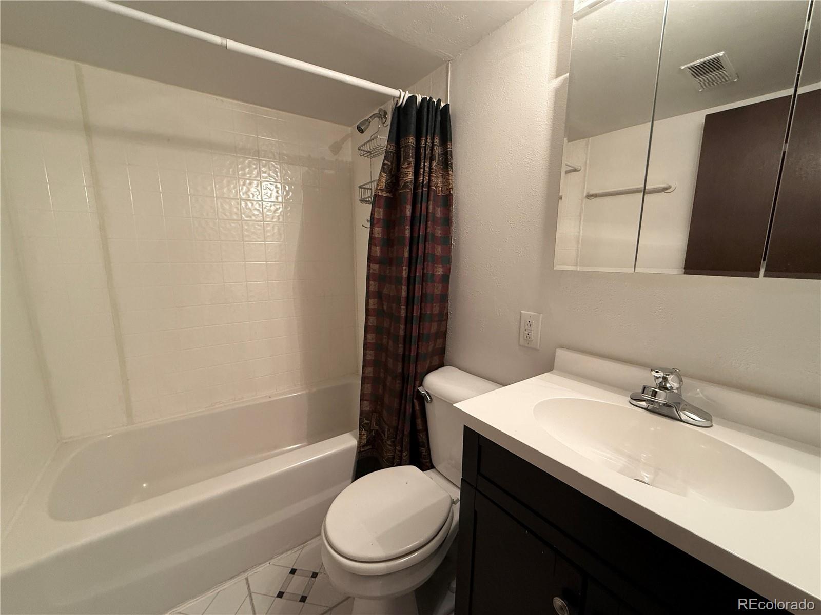 MLS Image #24 for 1951 e 81st place,denver, Colorado