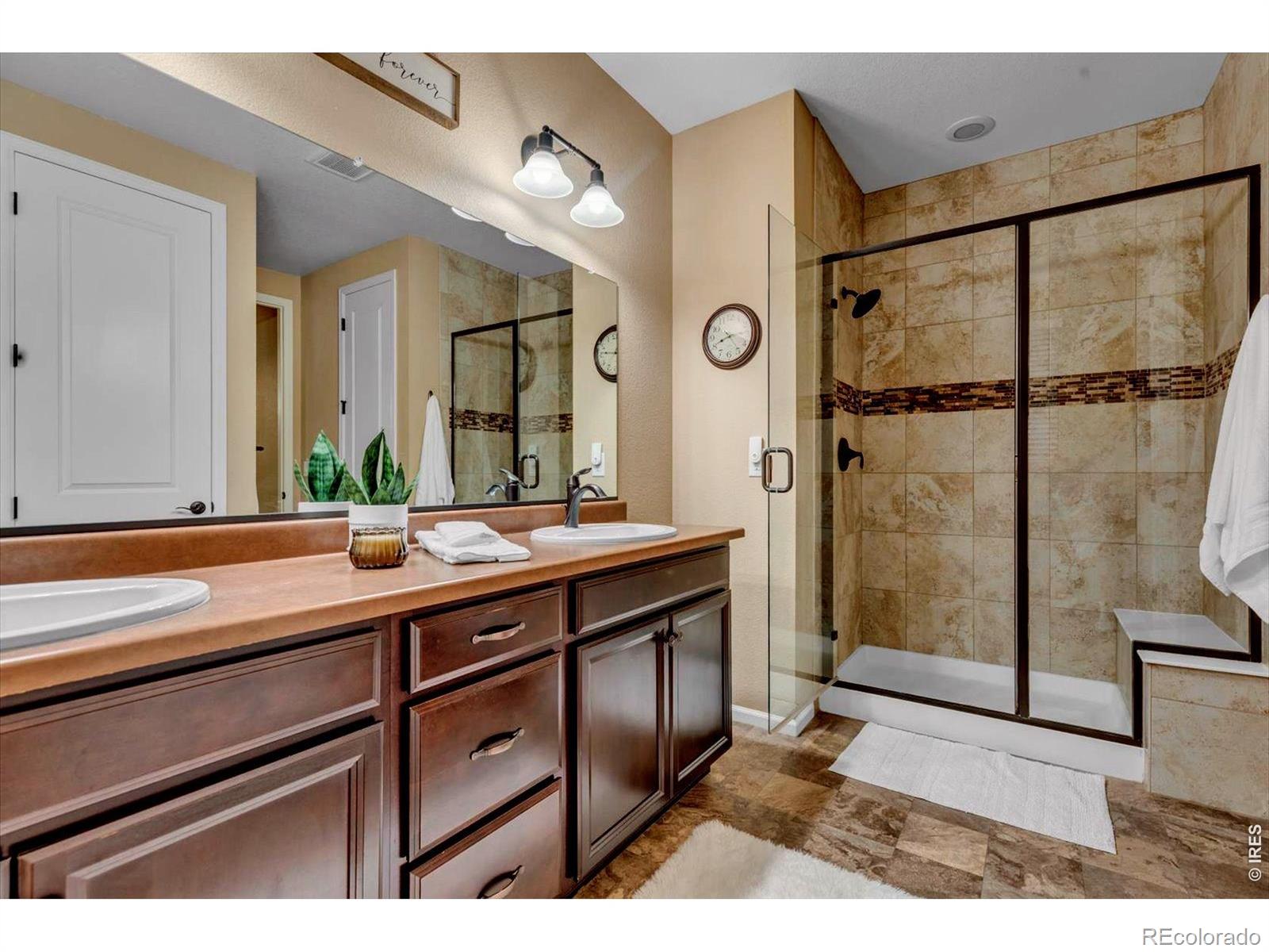 MLS Image #17 for 15912  st paul street,thornton, Colorado