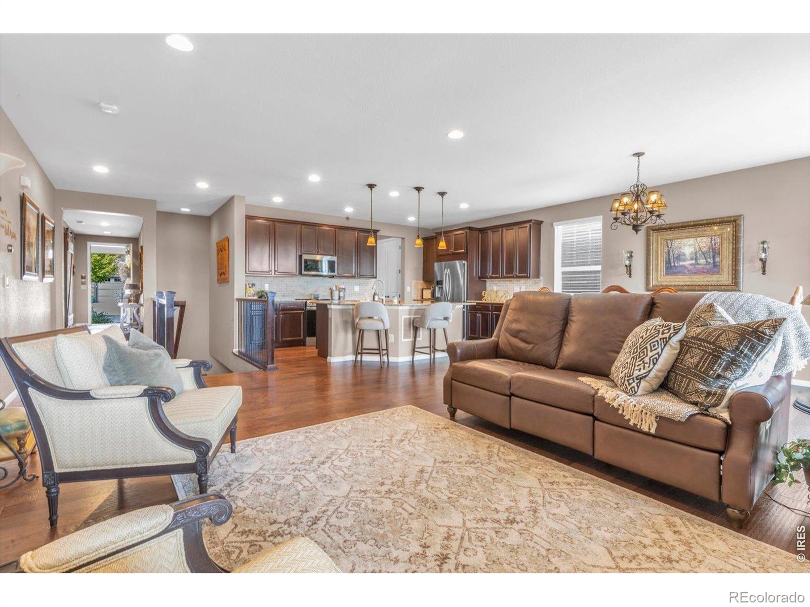 MLS Image #5 for 15912  st paul street,thornton, Colorado