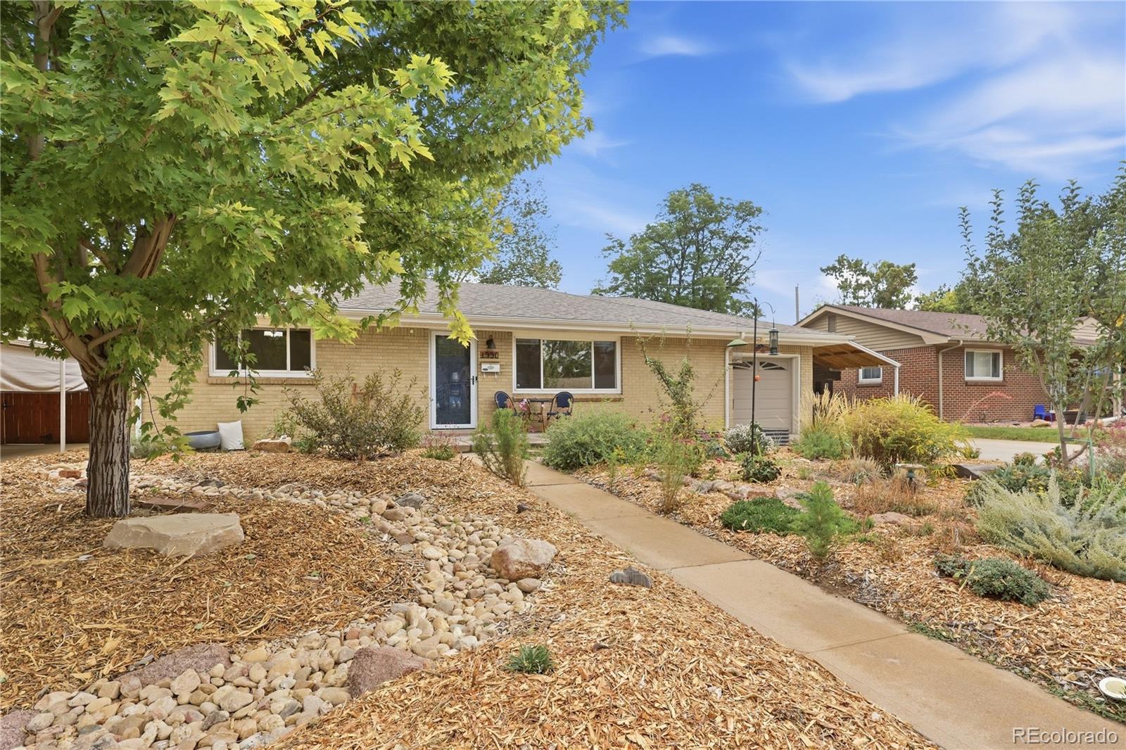 MLS Image #11 for 1990 s stuart street,denver, Colorado