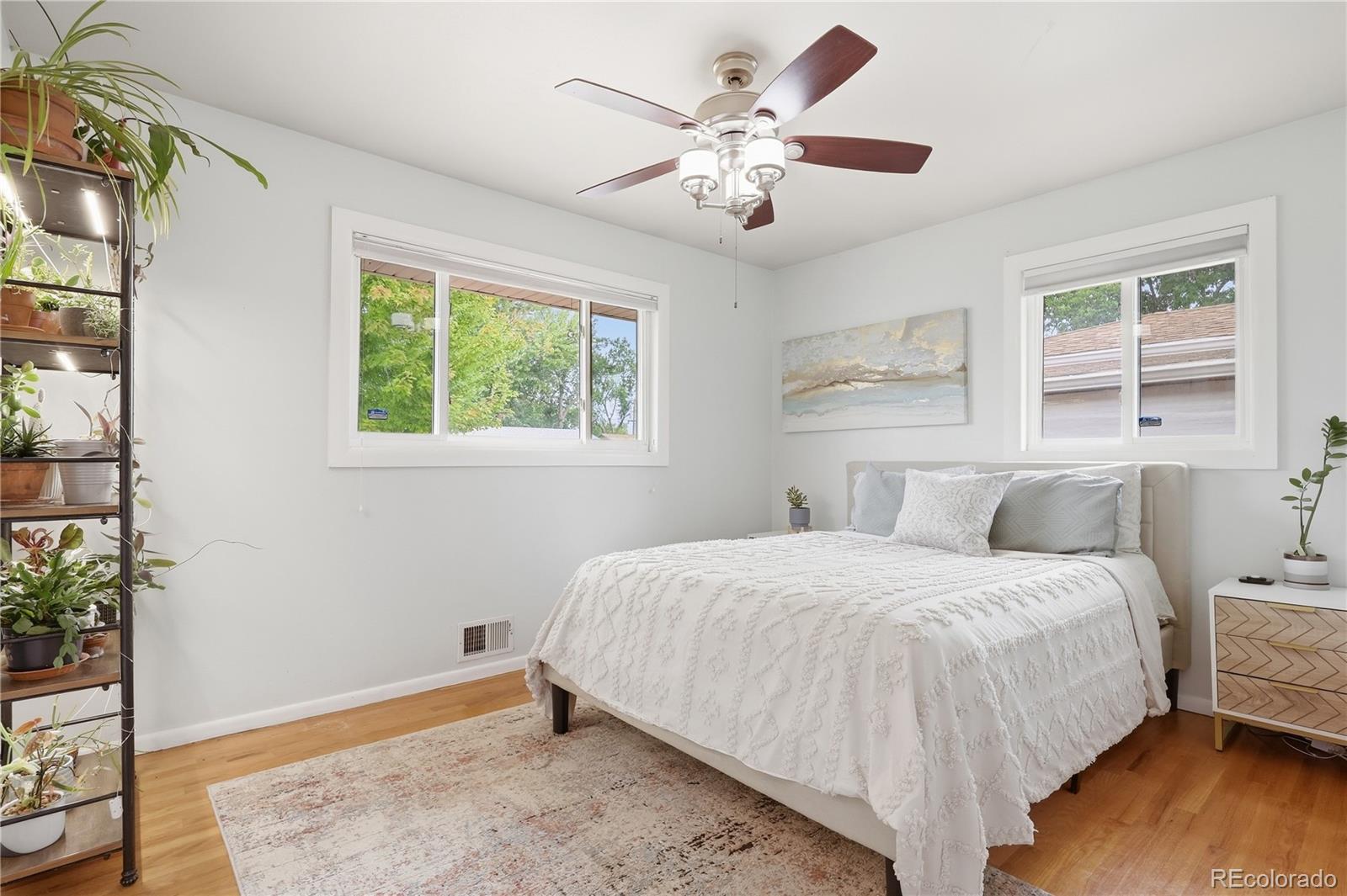MLS Image #28 for 1990 s stuart street,denver, Colorado