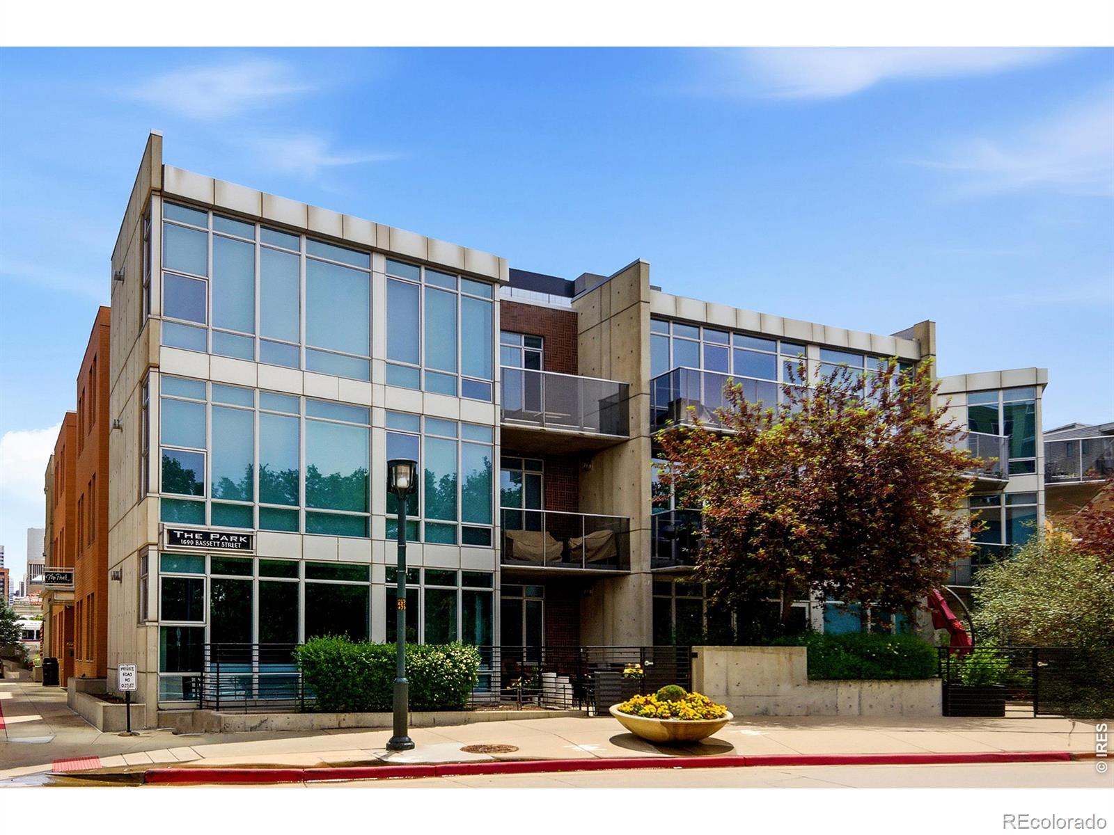 MLS Image #38 for 1690  bassett street,denver, Colorado
