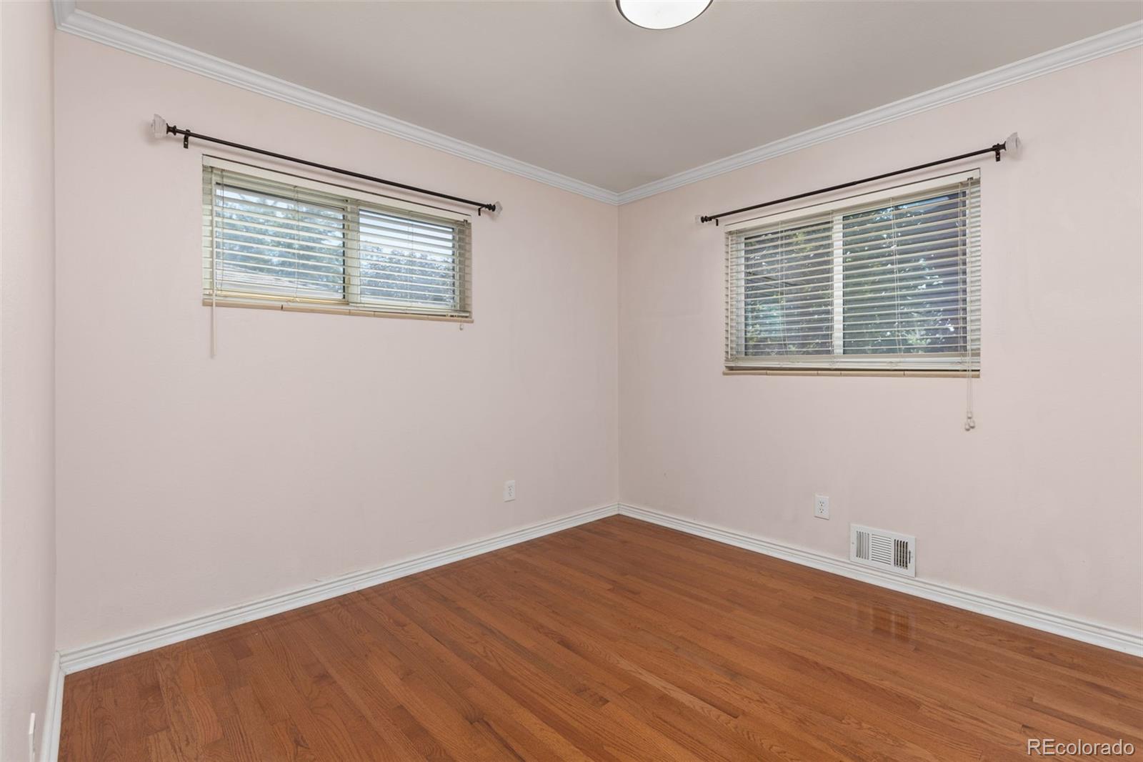 MLS Image #17 for 3064 s zurich court,denver, Colorado