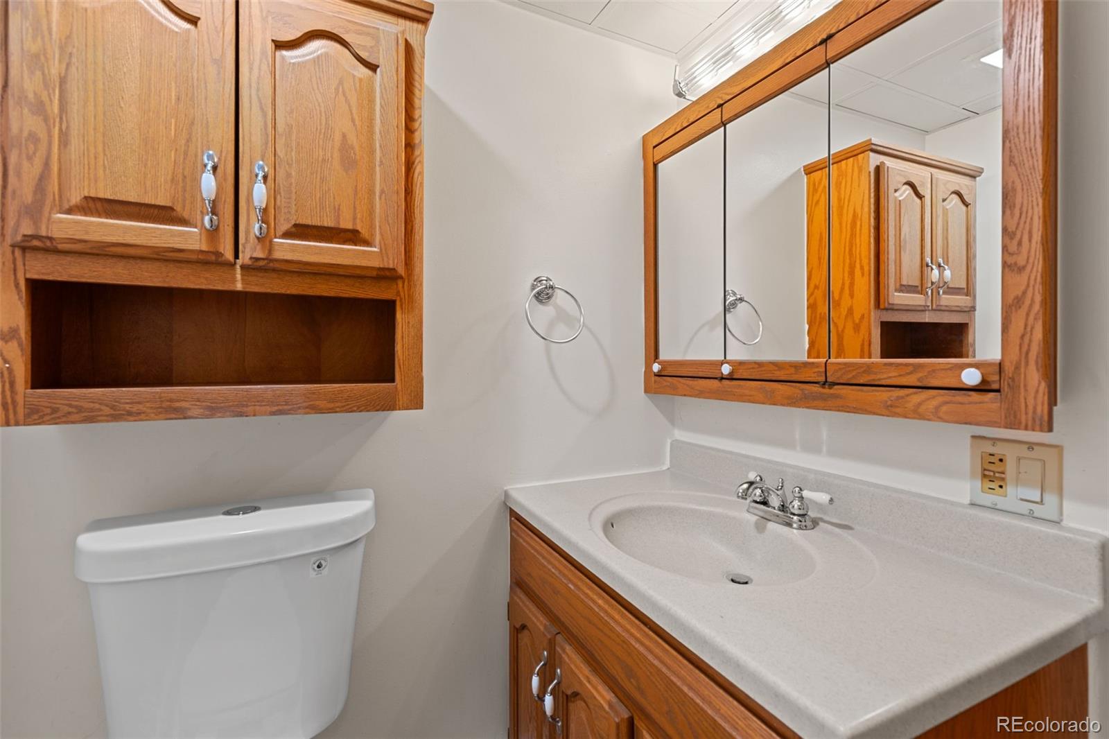 MLS Image #25 for 3064 s zurich court,denver, Colorado