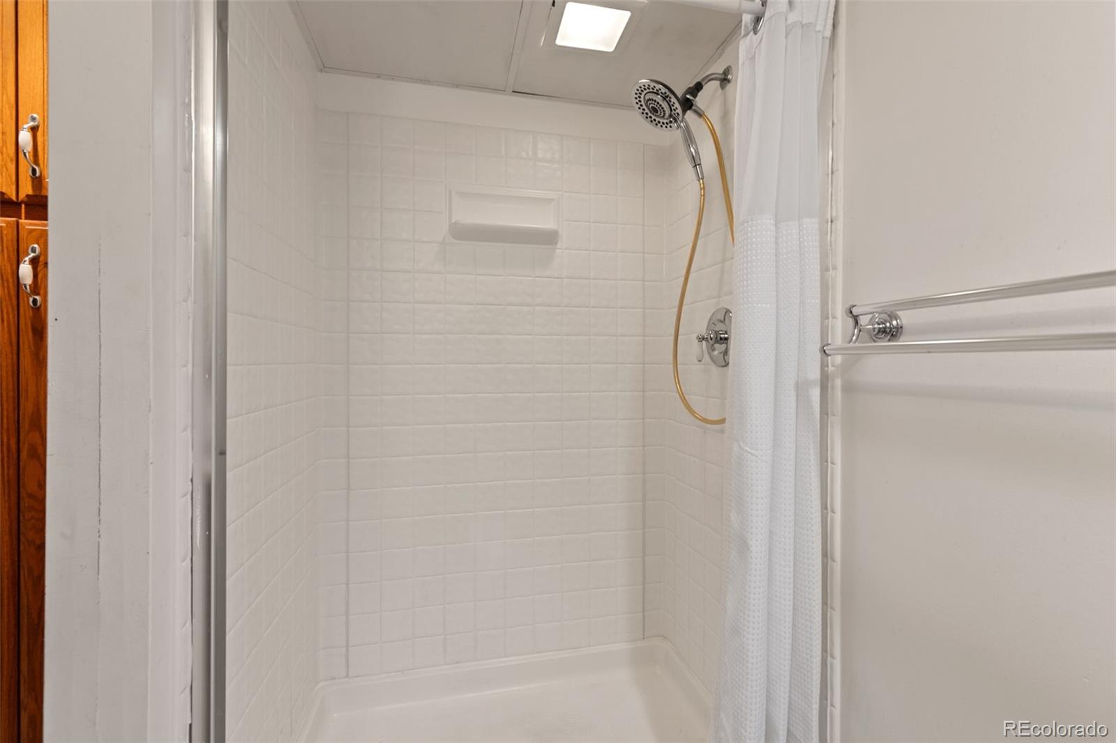 MLS Image #26 for 3064 s zurich court,denver, Colorado
