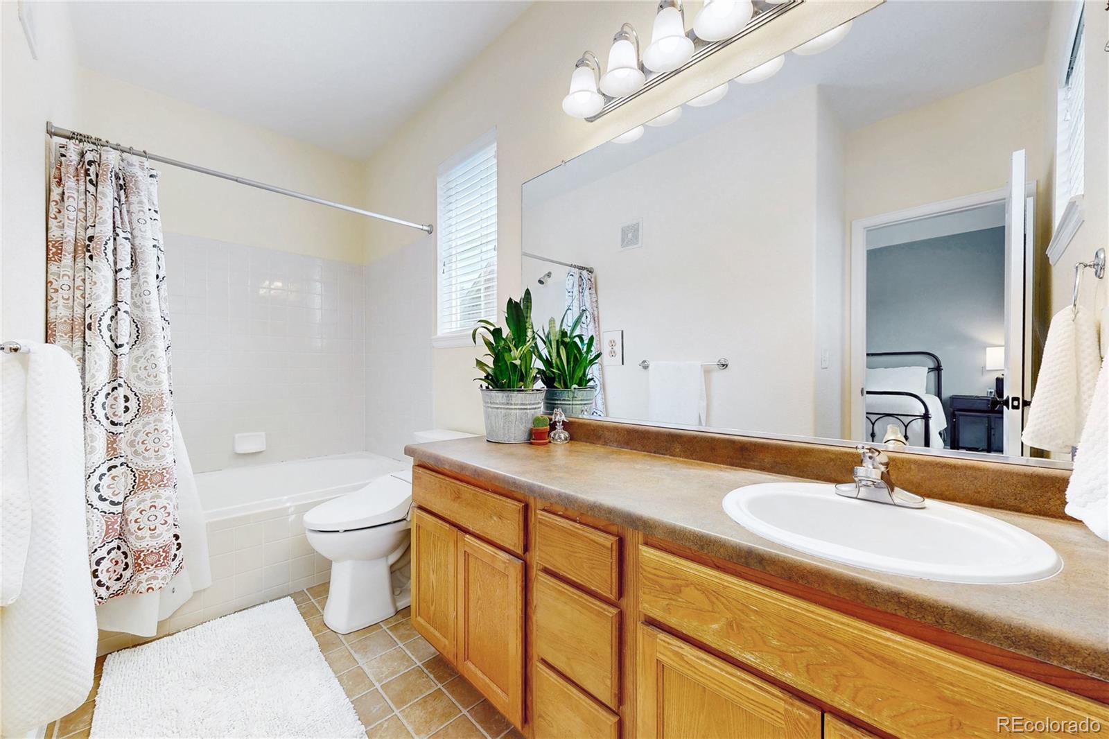 MLS Image #19 for 9956 w jewell avenue,lakewood, Colorado