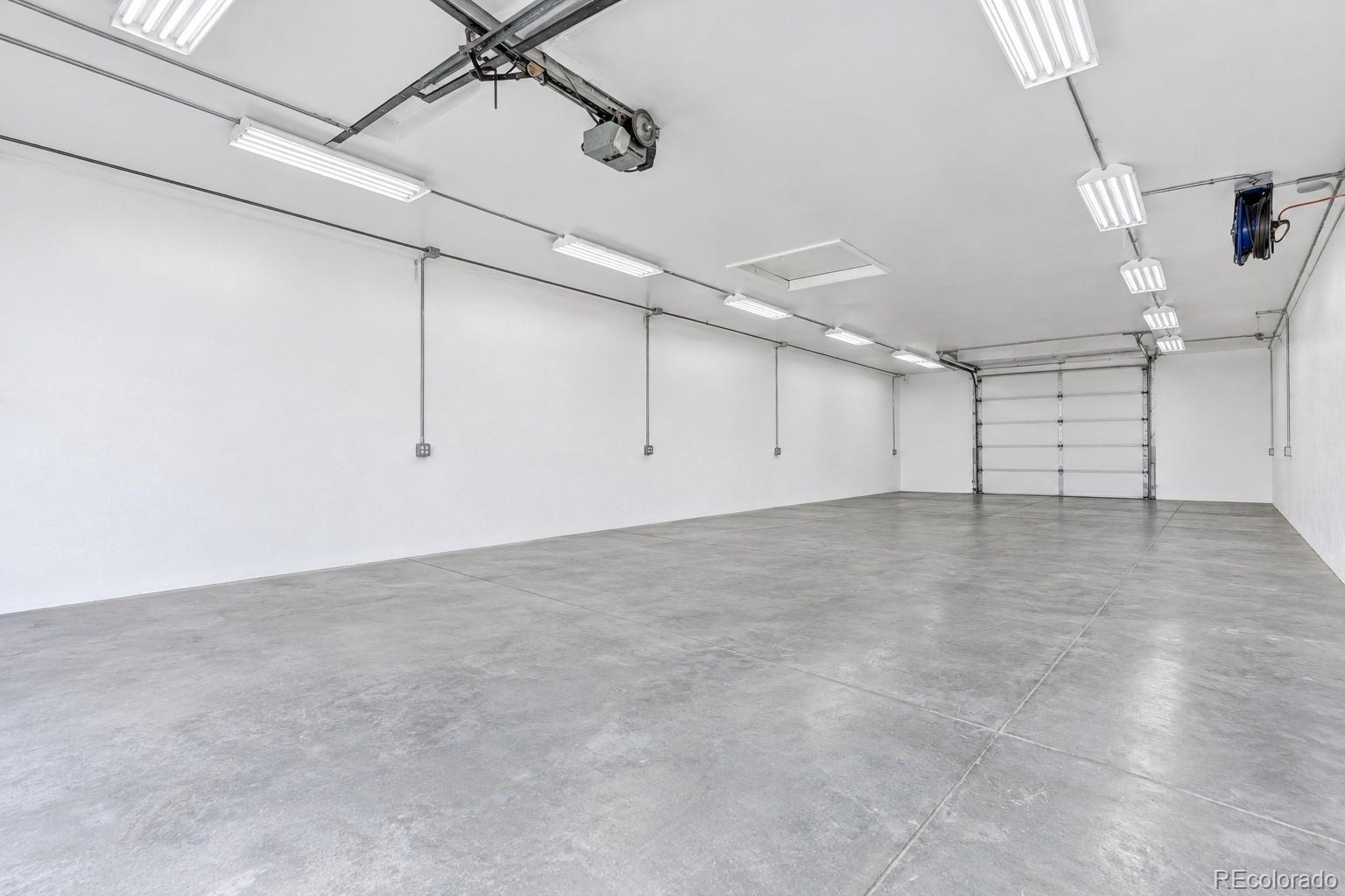 MLS Image #11 for 15721  county road 10 ,fort lupton, Colorado