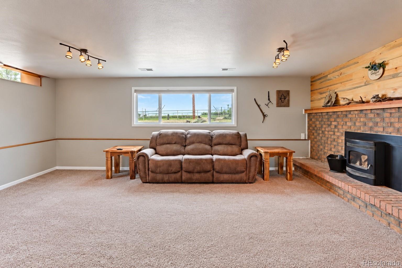 MLS Image #27 for 15721  county road 10 ,fort lupton, Colorado