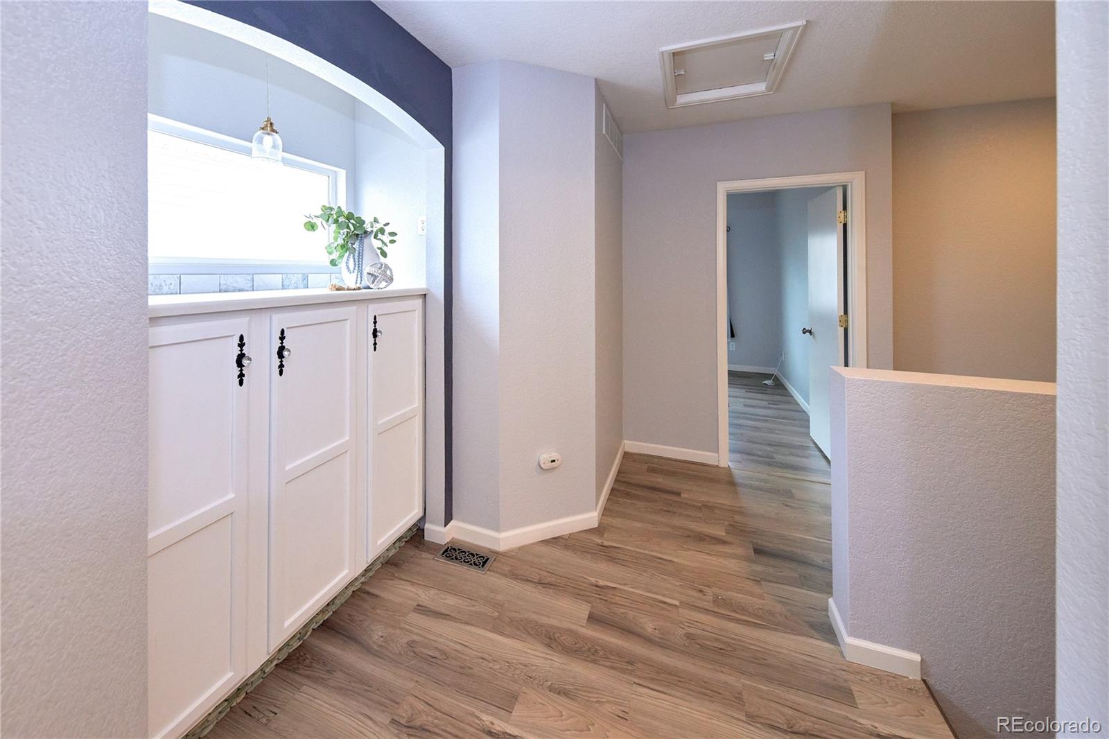 MLS Image #14 for 20764 e 39th avenue,denver, Colorado