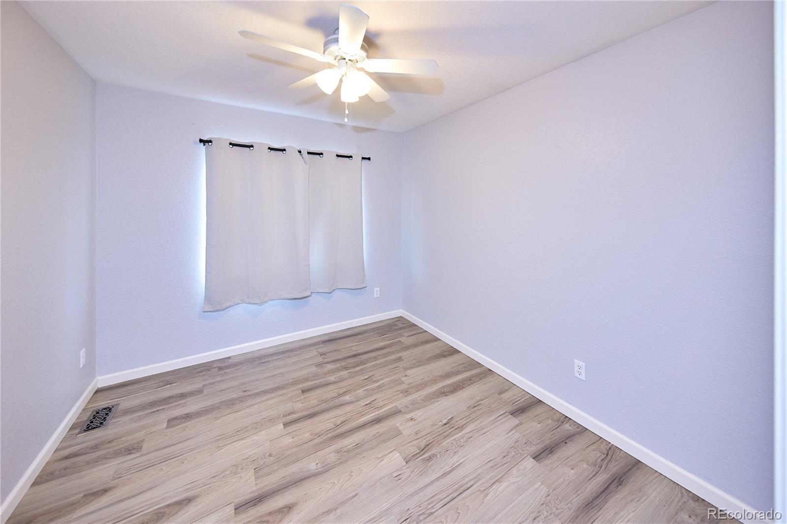 MLS Image #25 for 20764 e 39th avenue,denver, Colorado