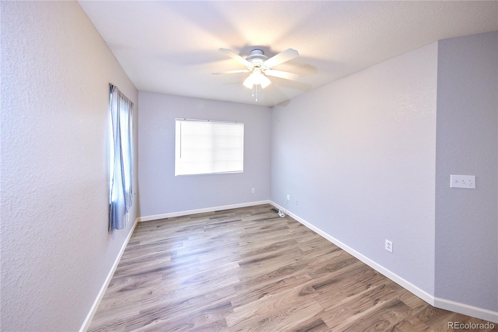 MLS Image #29 for 20764 e 39th avenue,denver, Colorado