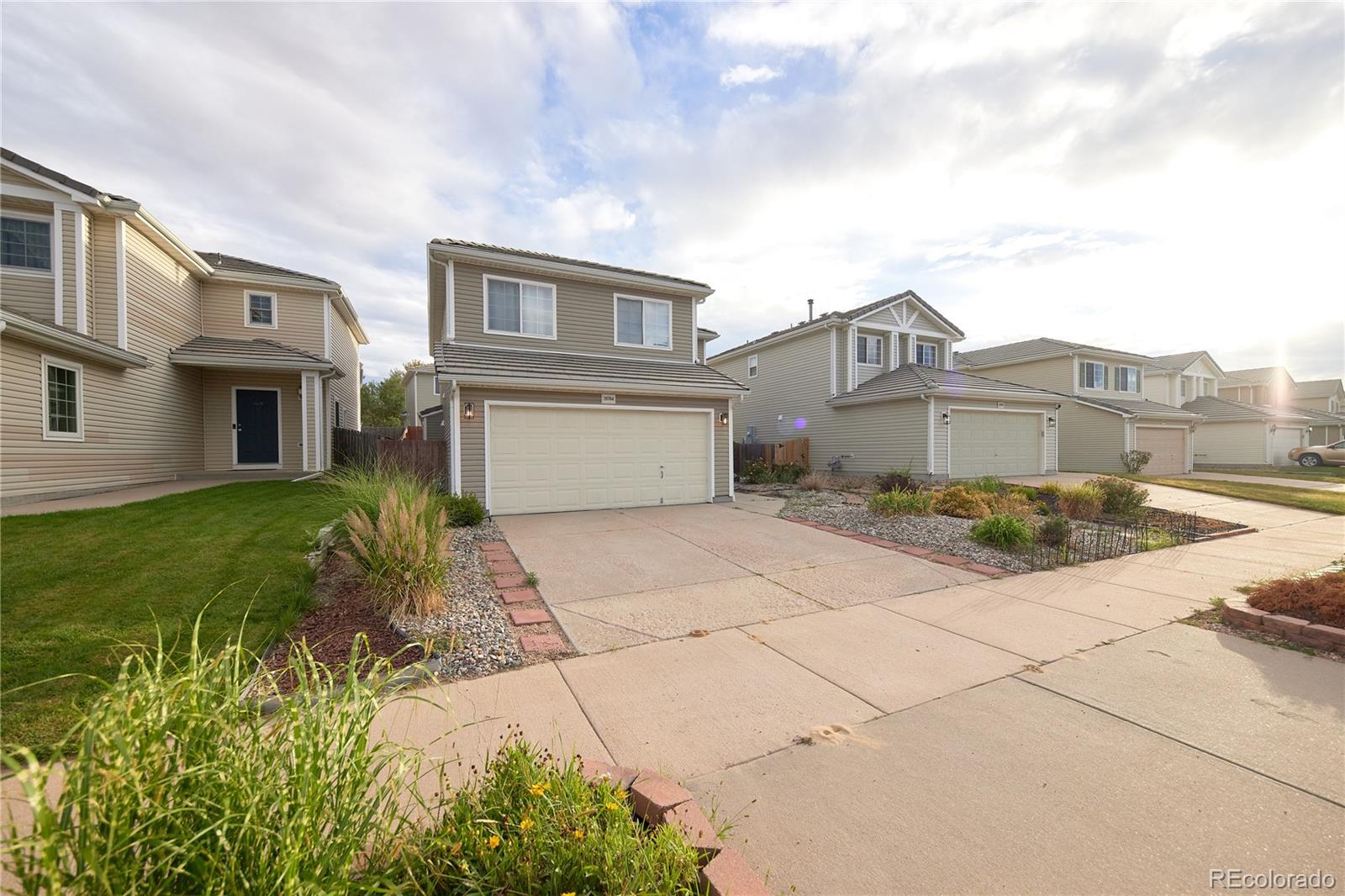 MLS Image #32 for 20764 e 39th avenue,denver, Colorado