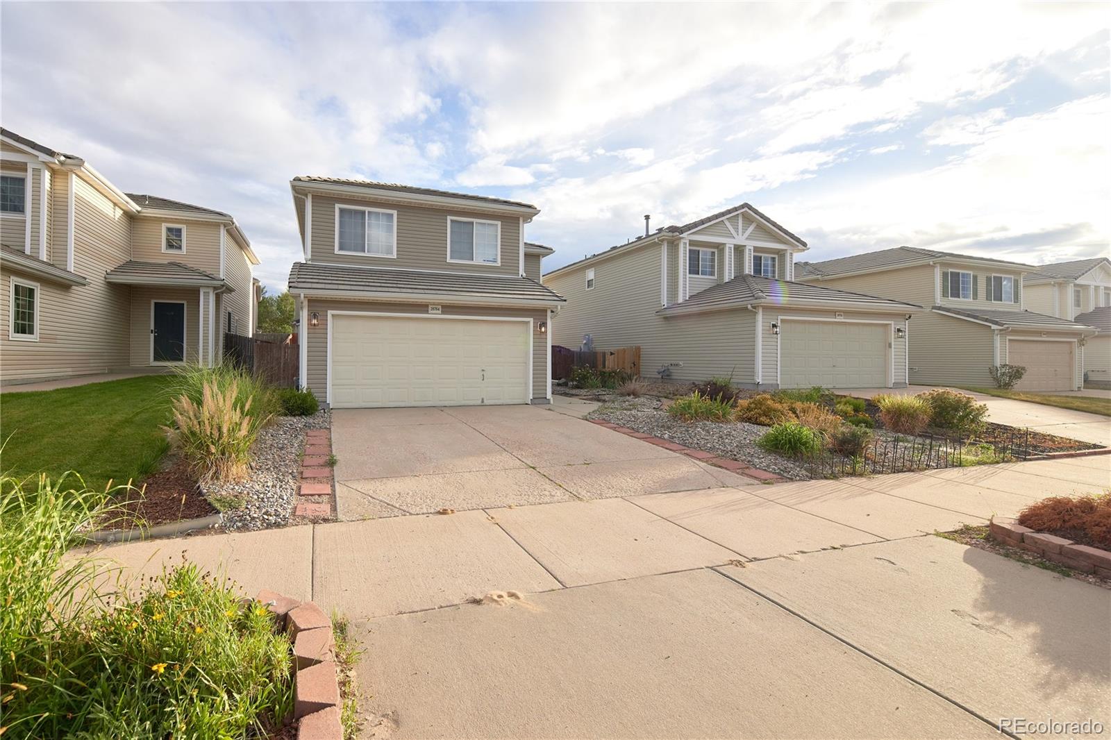 MLS Image #36 for 20764 e 39th avenue,denver, Colorado