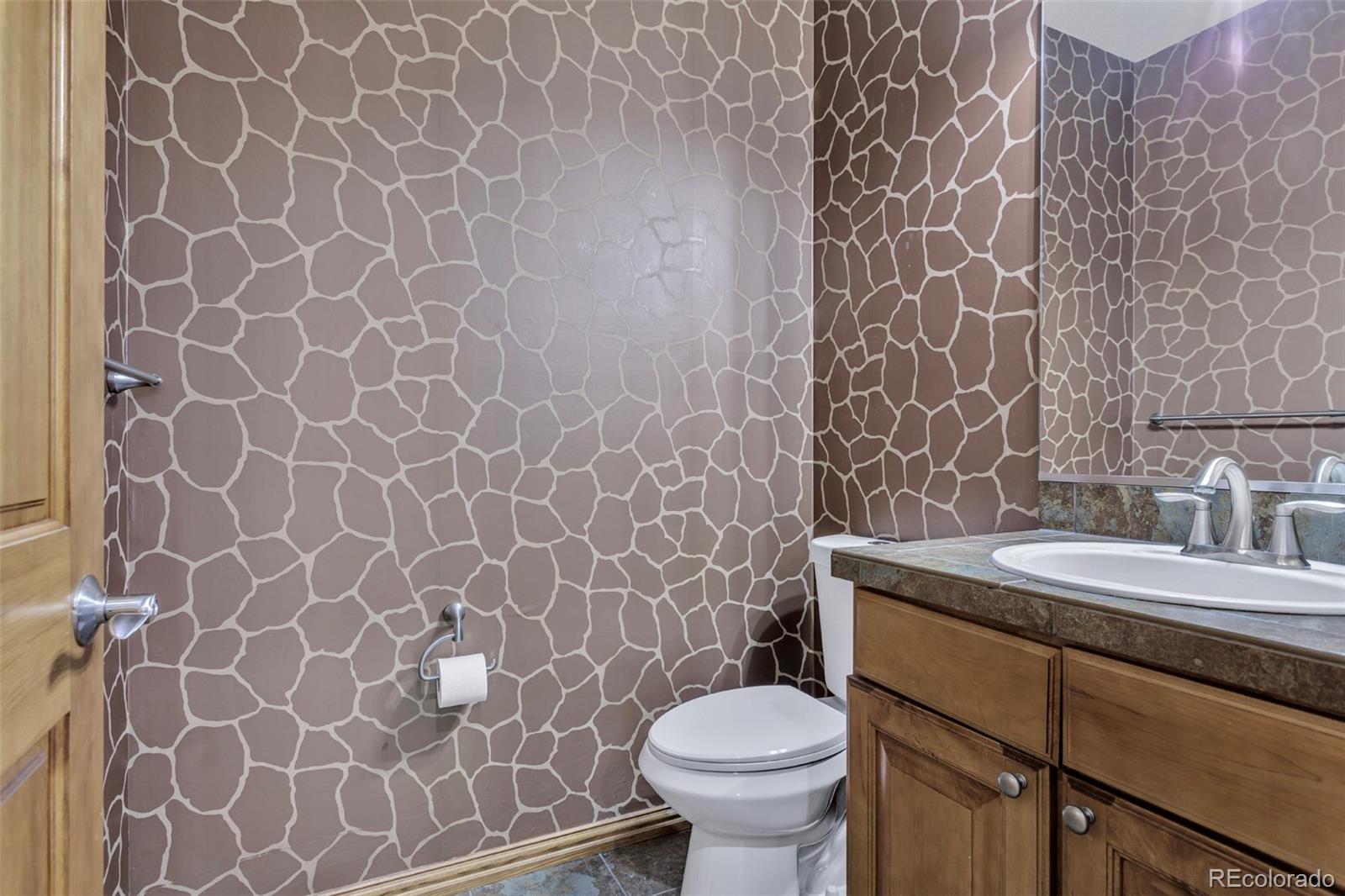 MLS Image #17 for 19642 e 63rd drive,aurora, Colorado