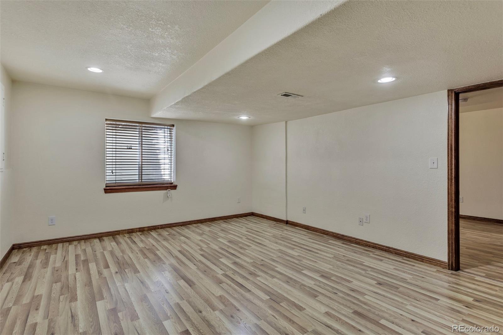 MLS Image #18 for 19642 e 63rd drive,aurora, Colorado
