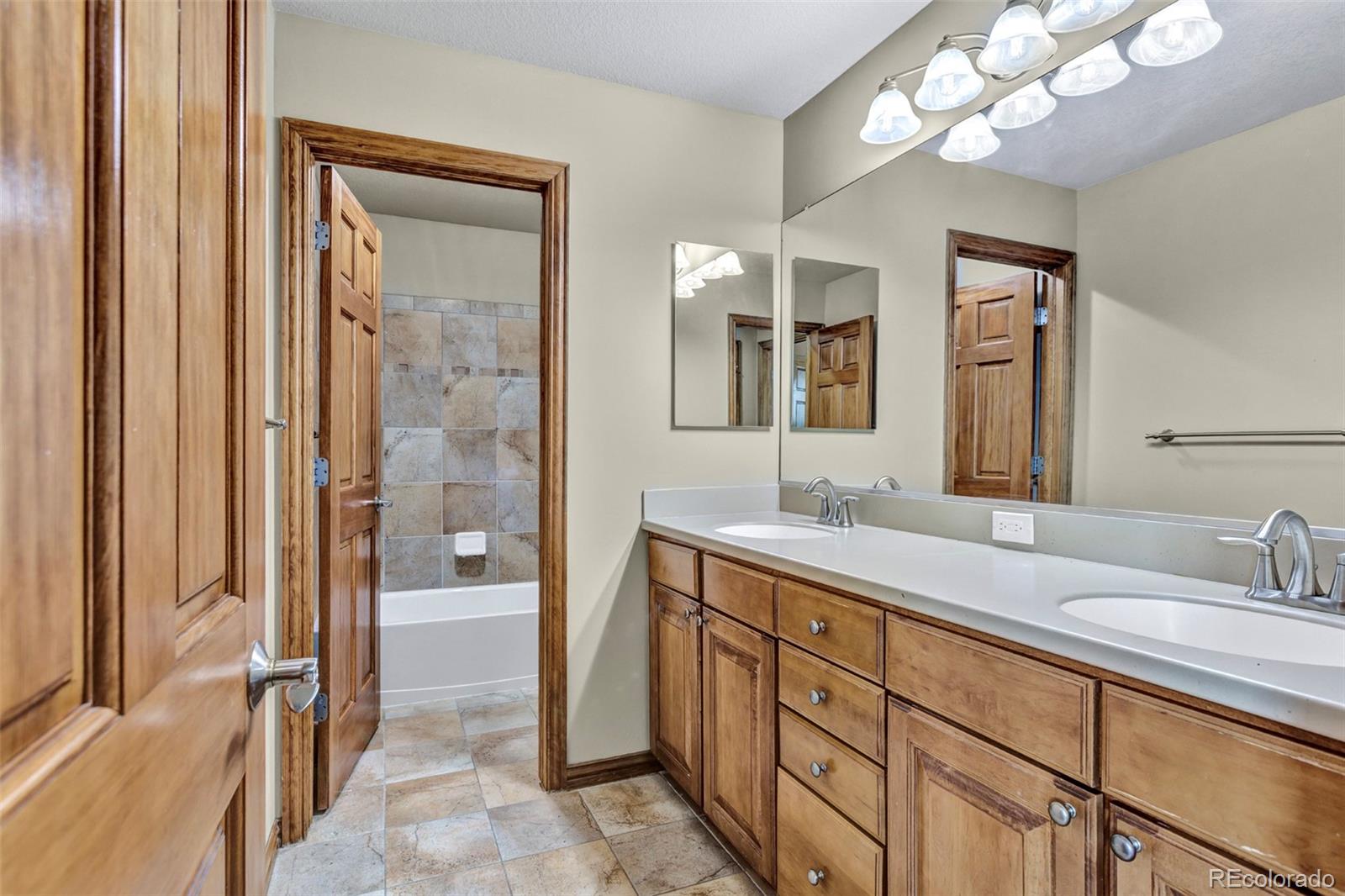 MLS Image #29 for 19642 e 63rd drive,aurora, Colorado