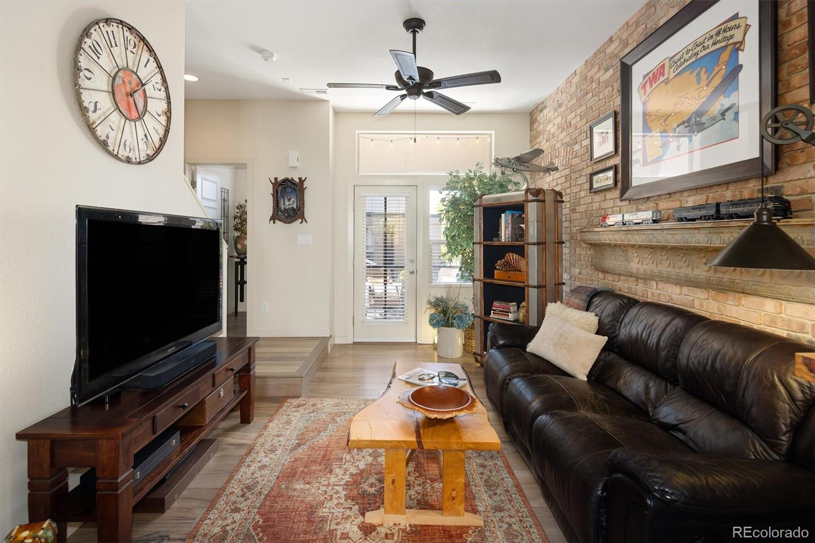 MLS Image #17 for 8256 e 24th drive,denver, Colorado
