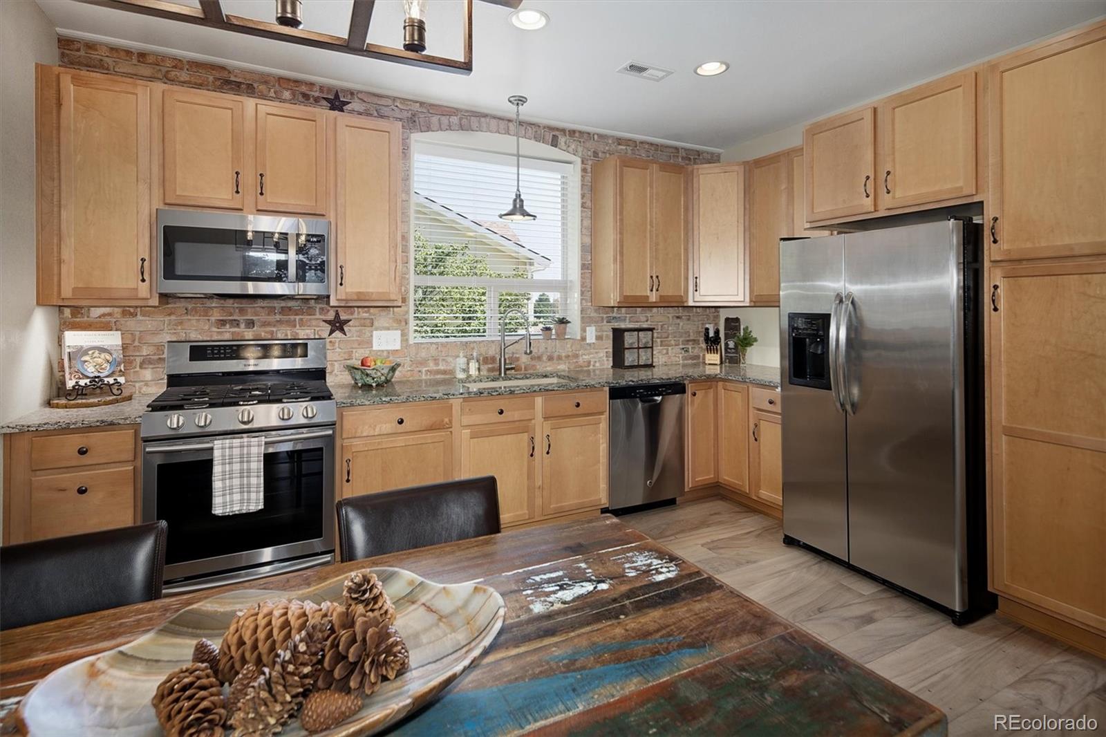 MLS Image #9 for 8256 e 24th drive,denver, Colorado