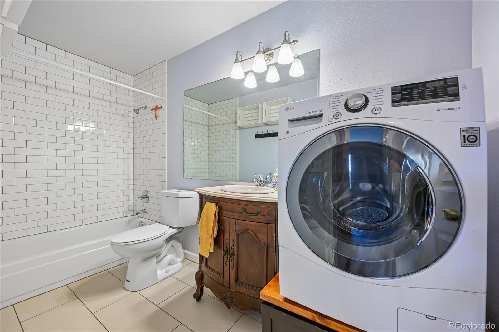 MLS Image #8 for 10150 e virginia avenue 4-301,denver, Colorado