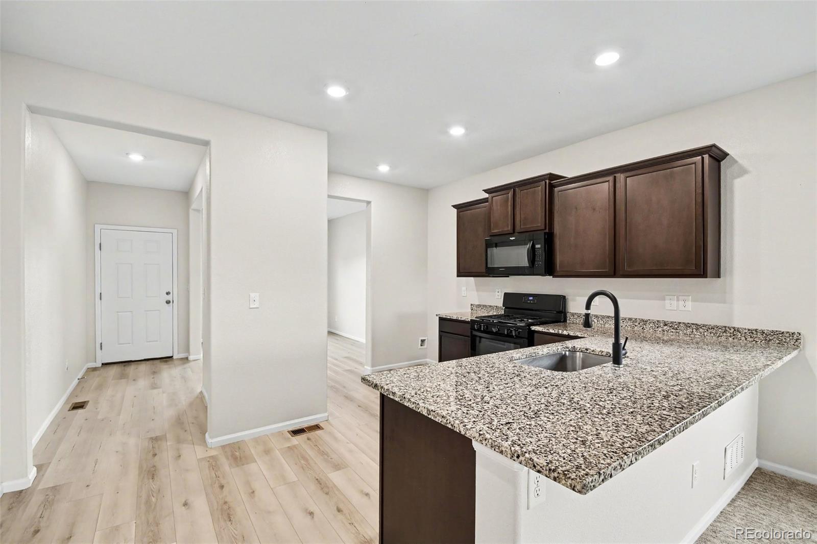 MLS Image #6 for 220 n stewart street,keenesburg, Colorado