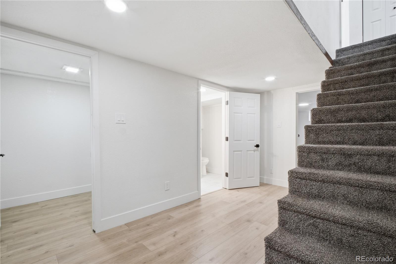MLS Image #16 for 850 s everett street,lakewood, Colorado