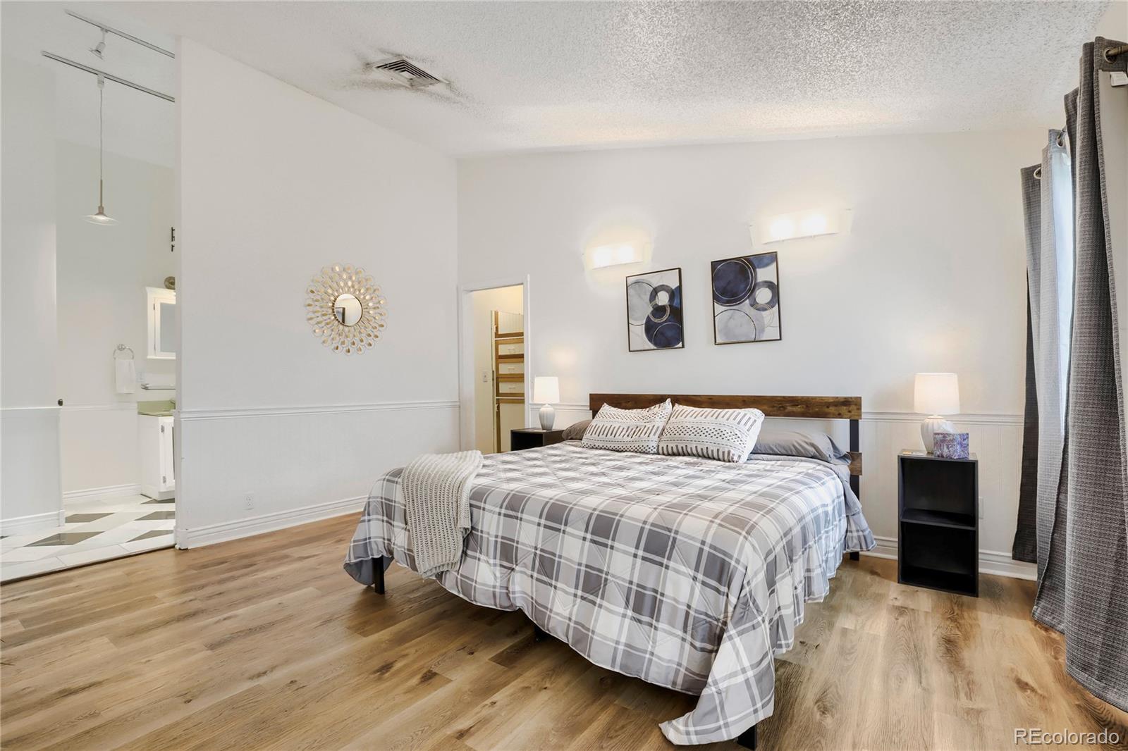 MLS Image #5 for 1107  sable boulevard,aurora, Colorado